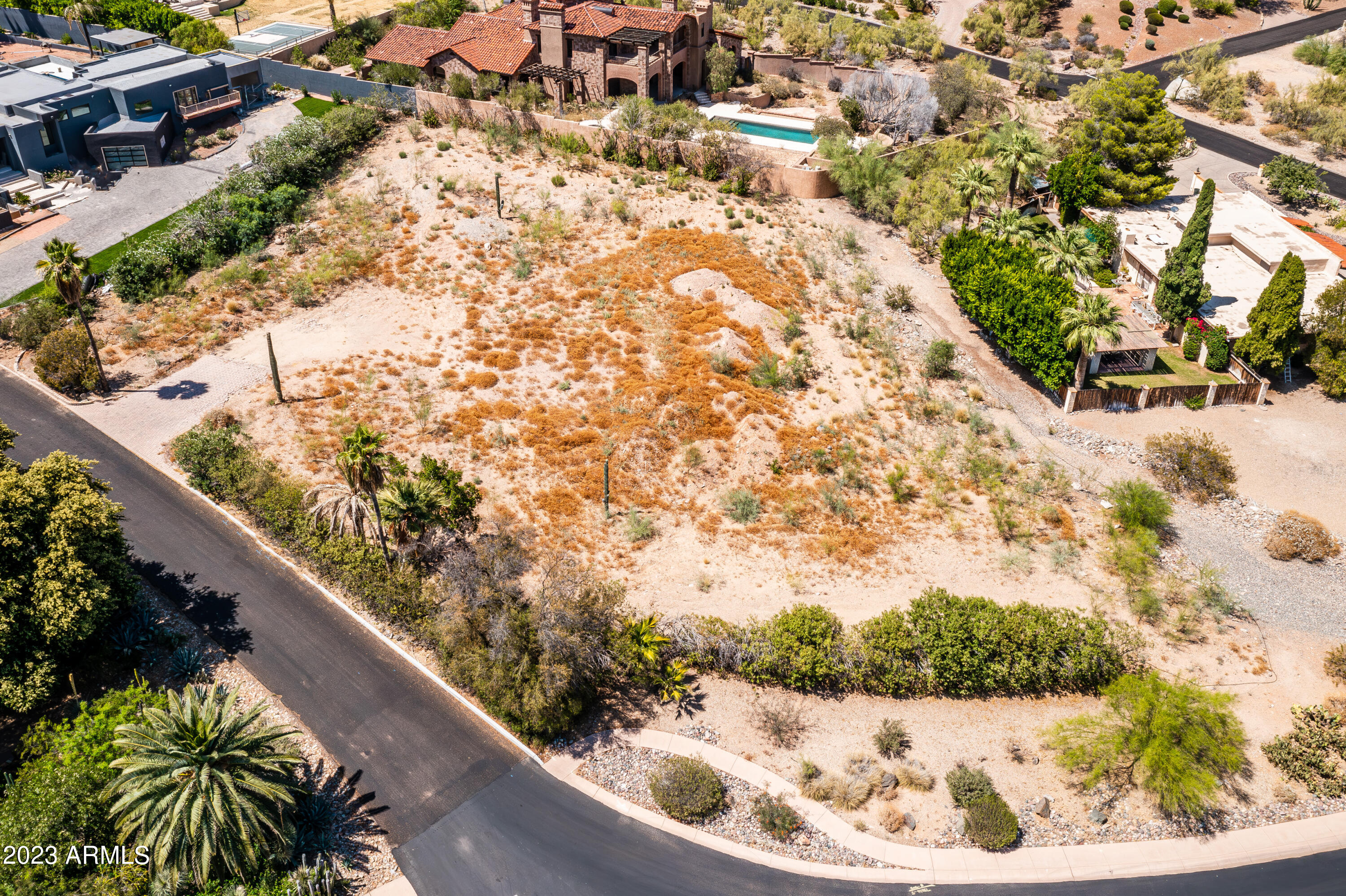 7215 N BLACK ROCK Trail, 54