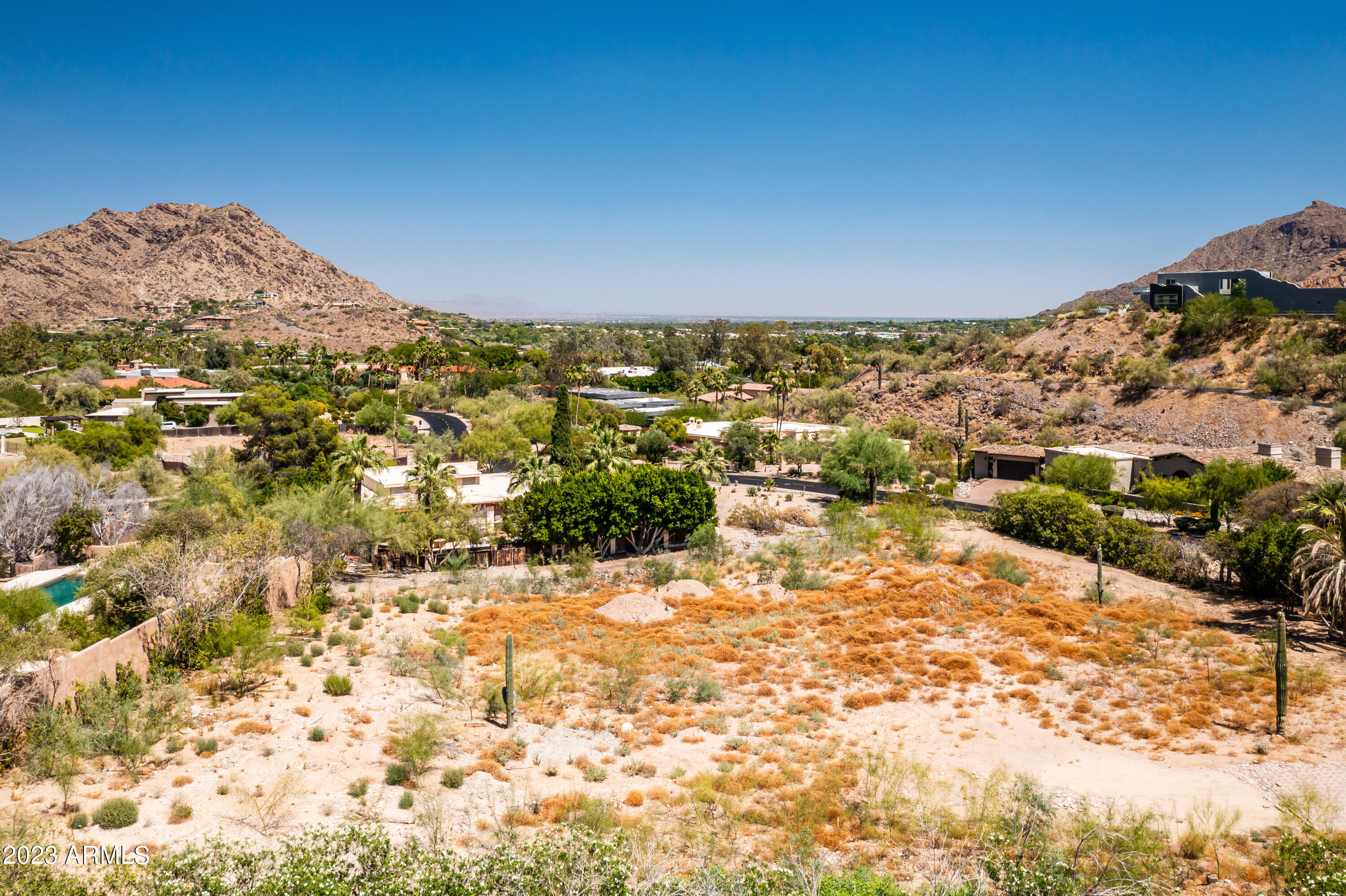 7215 N BLACK ROCK Trail, 54