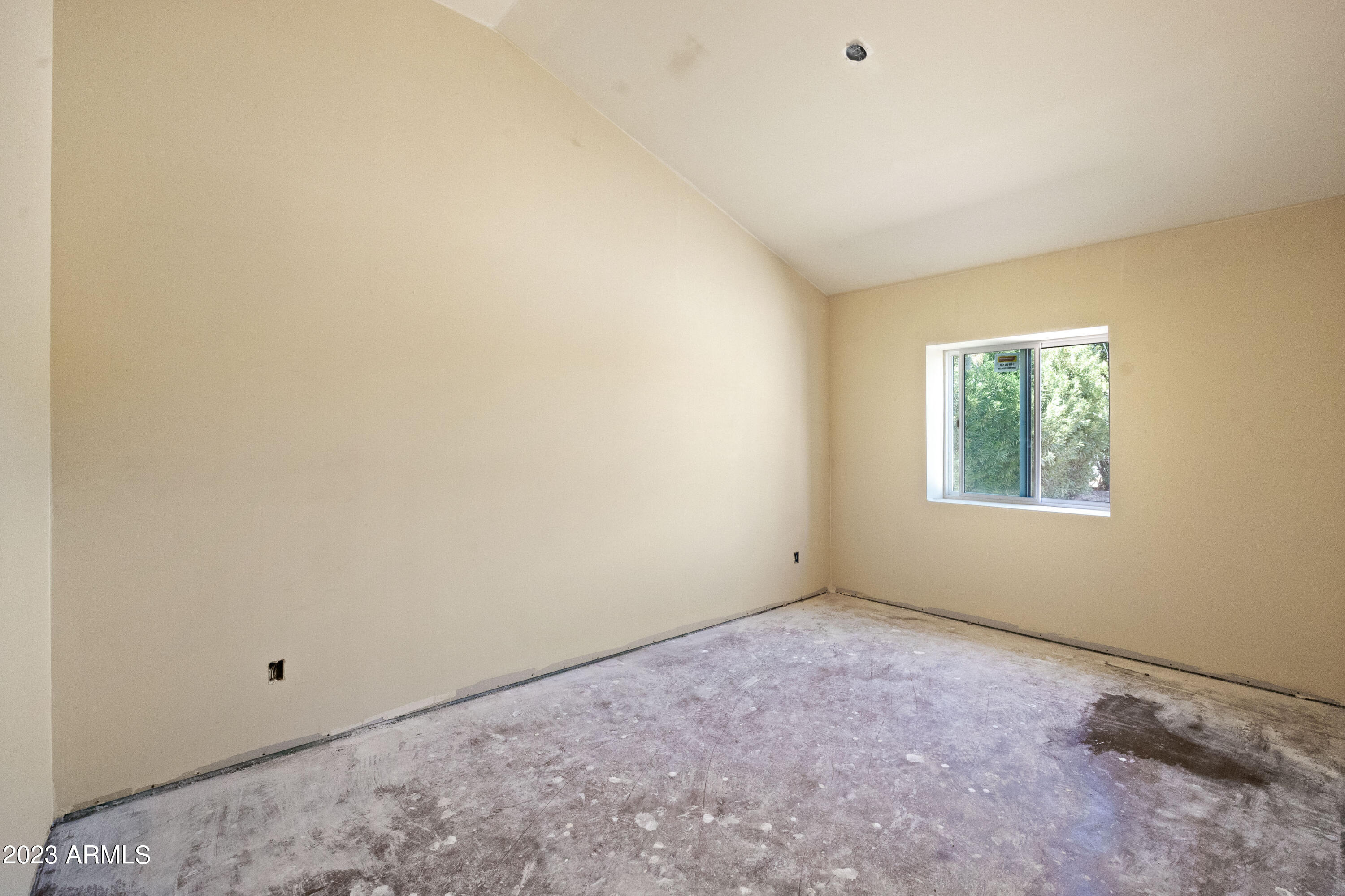 5410 E VERDE Lane