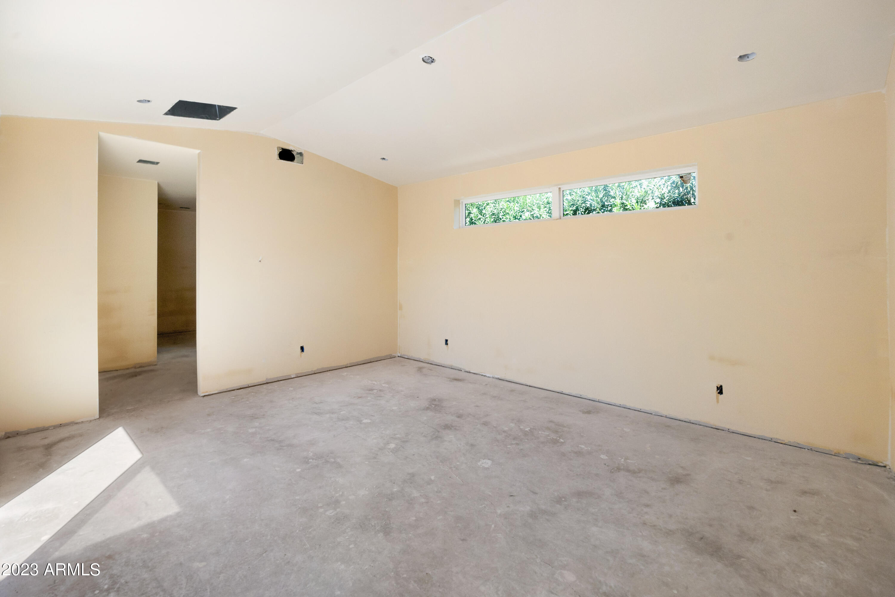 5410 E VERDE Lane