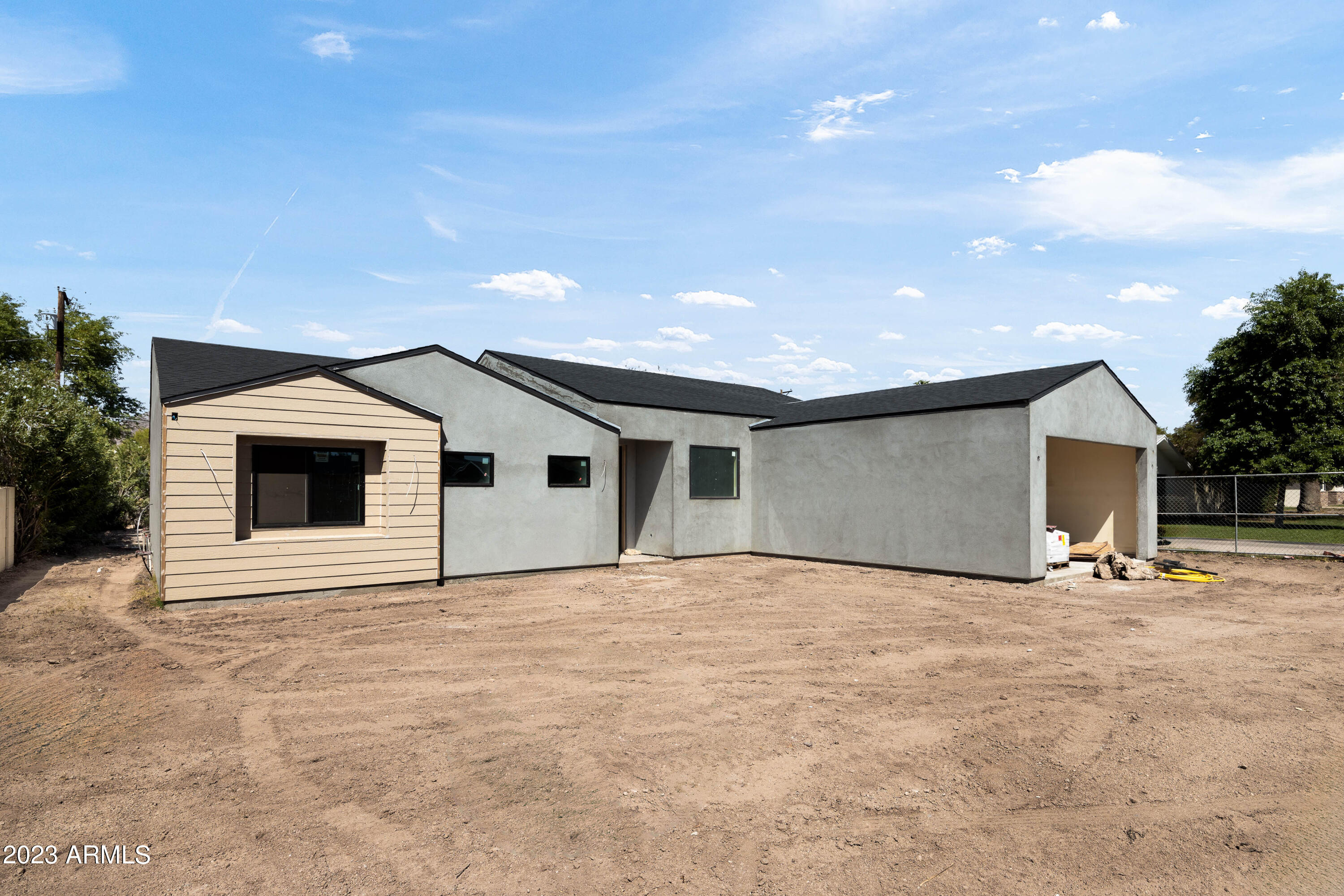 5410 E VERDE Lane