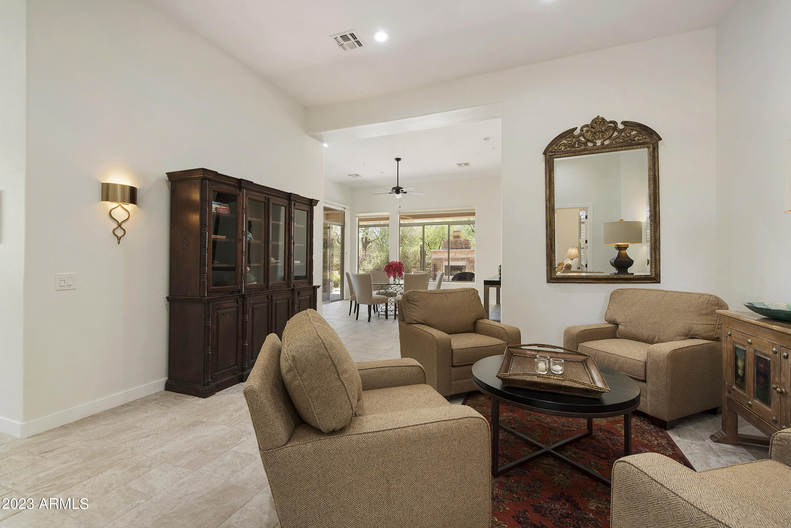 8461 E DIAMOND RIM Drive