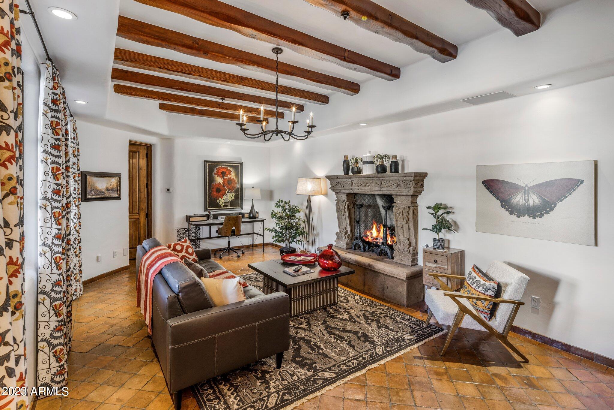5575 N CASA BLANCA Drive