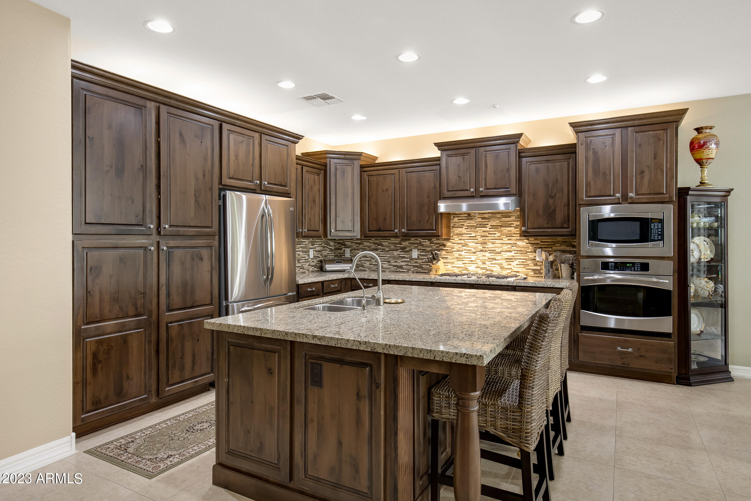 1777 W OCOTILLO Road, 37