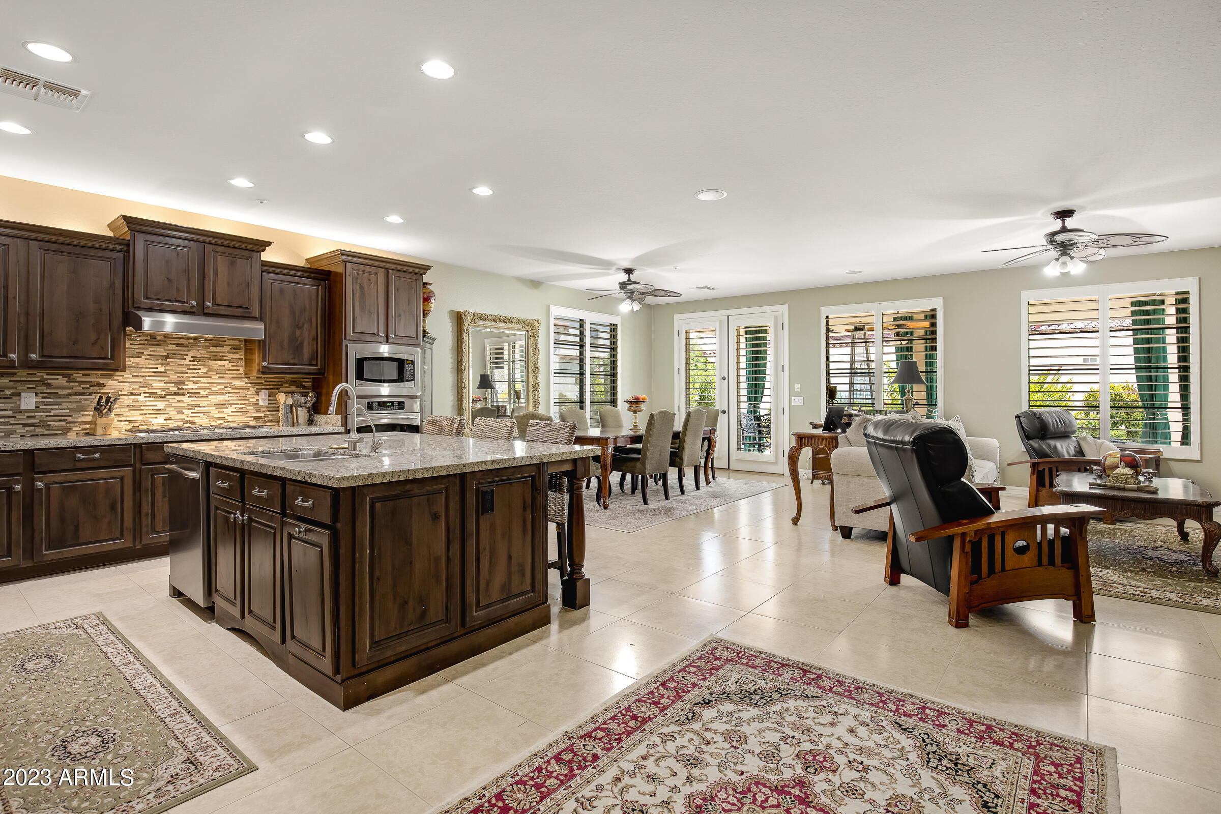 1777 W OCOTILLO Road, 37