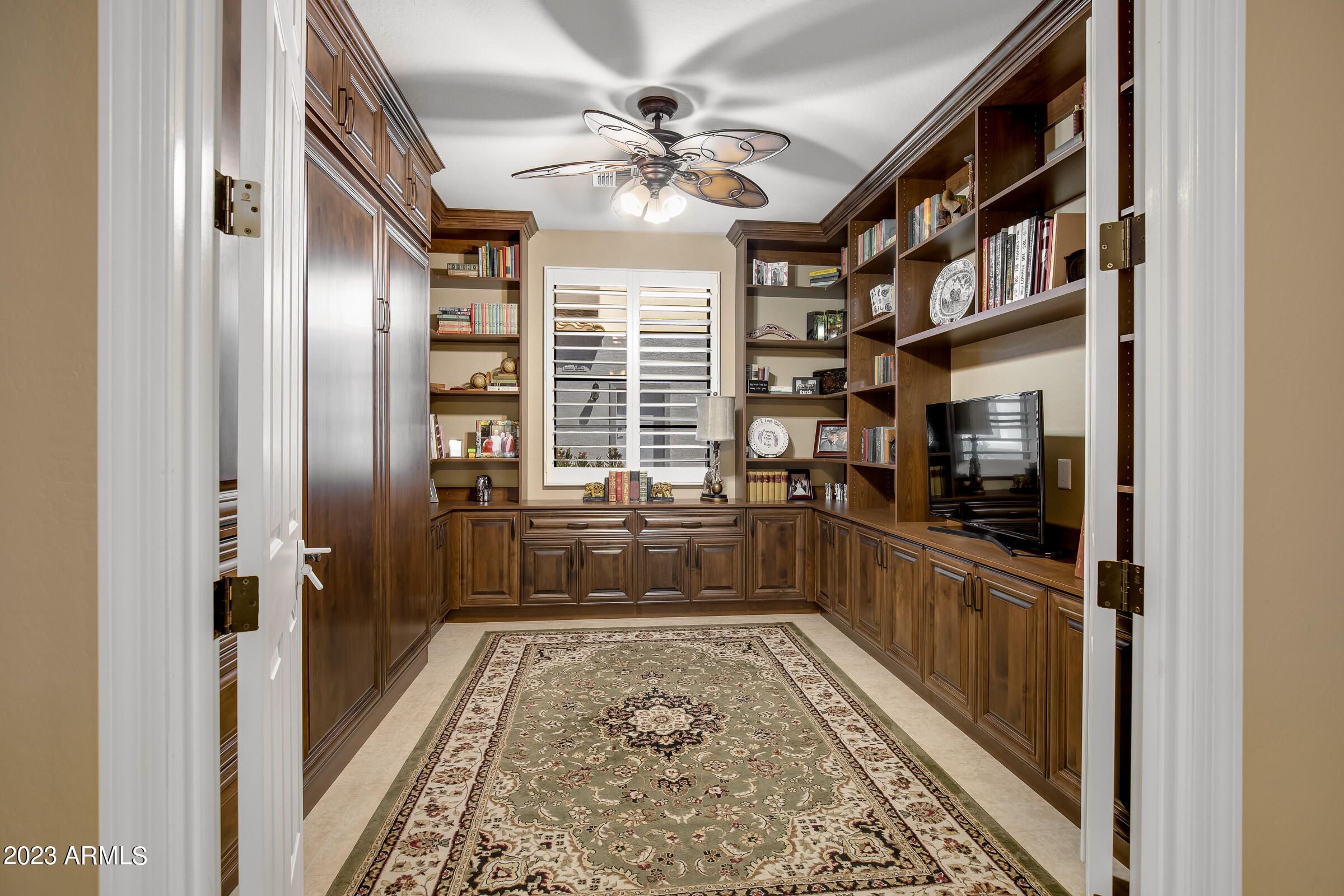 1777 W OCOTILLO Road, 37