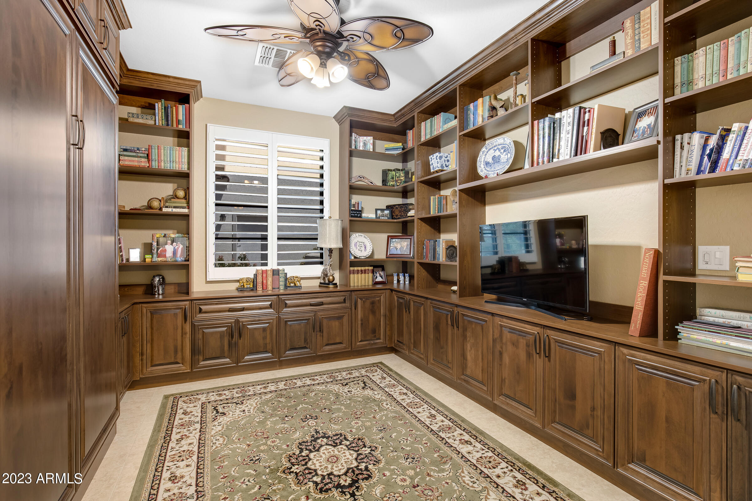 1777 W OCOTILLO Road, 37
