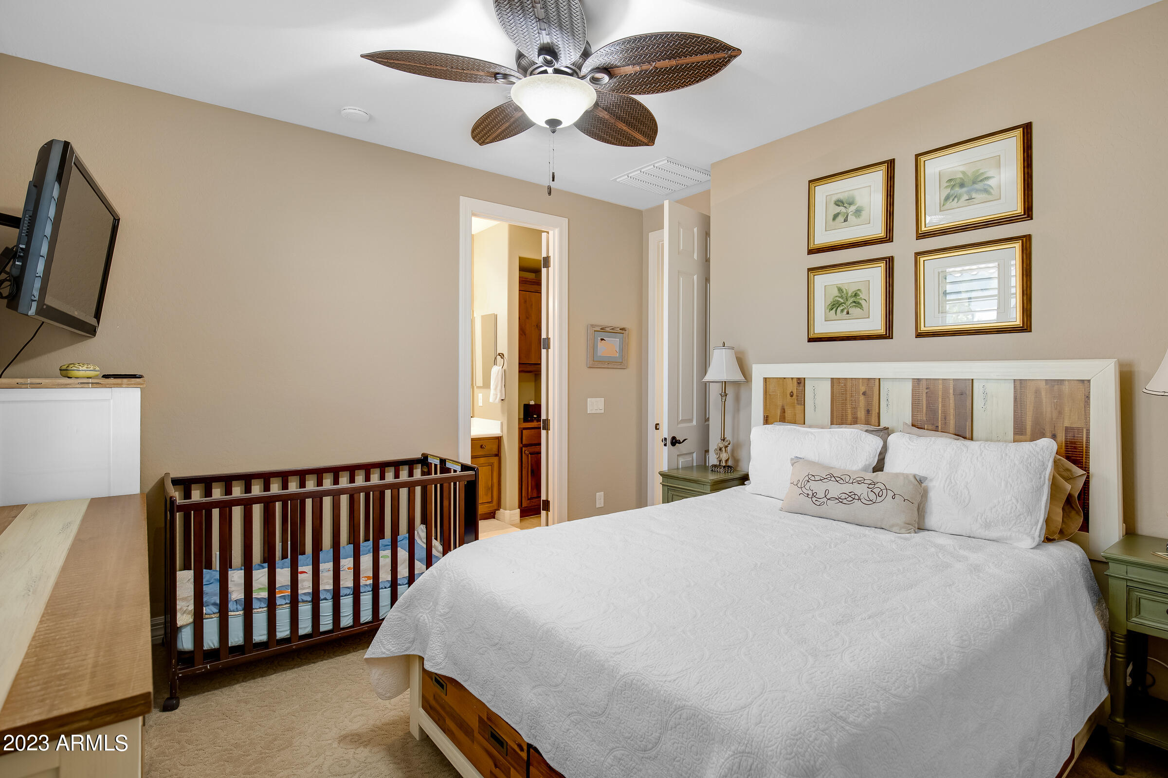 1777 W OCOTILLO Road, 37