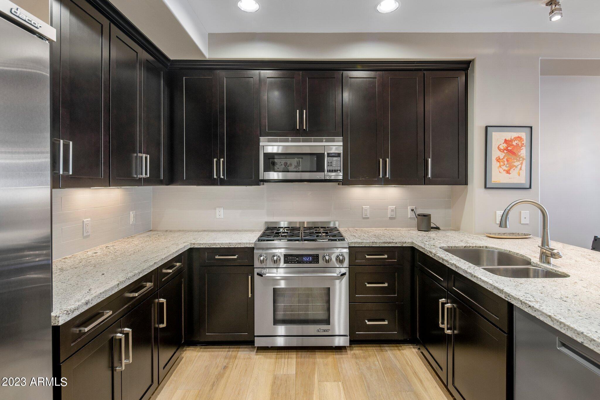 4803 N WOODMERE FAIRWAY, 3010