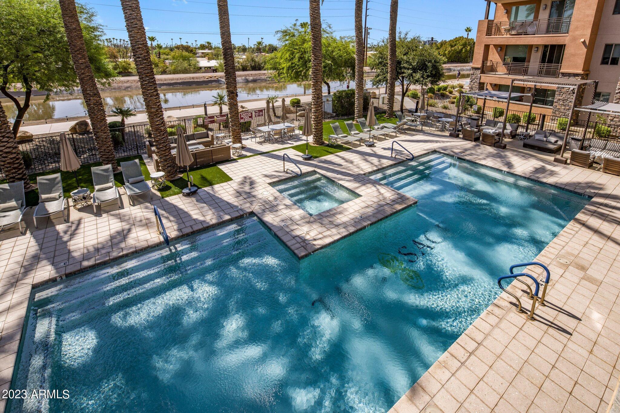 4803 N WOODMERE FAIRWAY, 3010