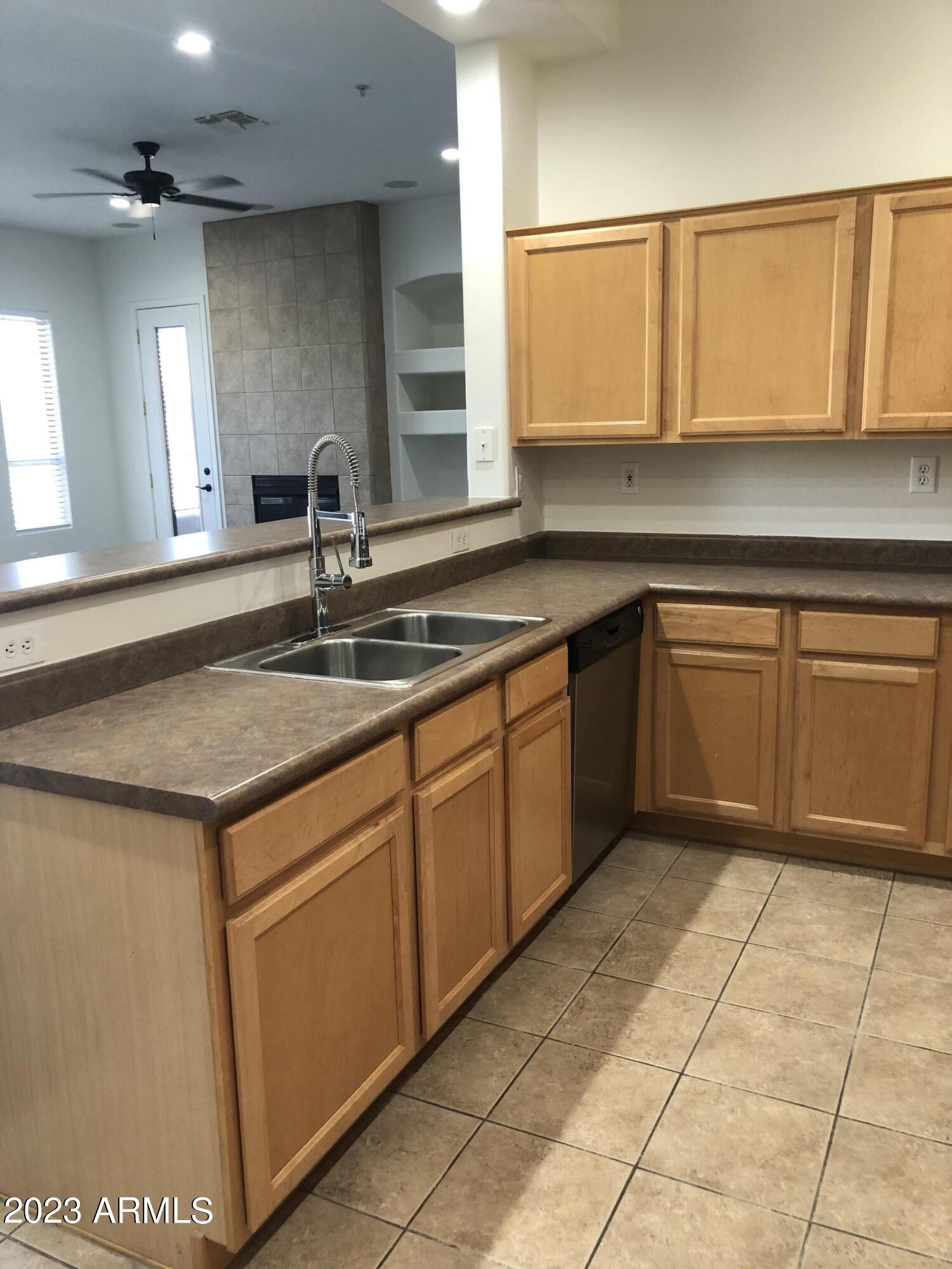 16420 N THOMPSON PEAK Parkway, 2015