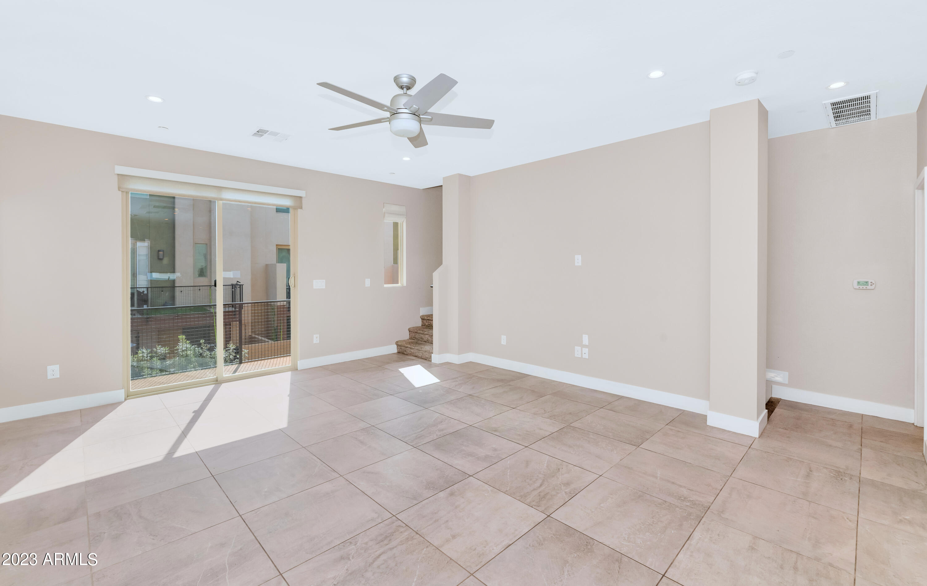 820 N 8TH Avenue, 13