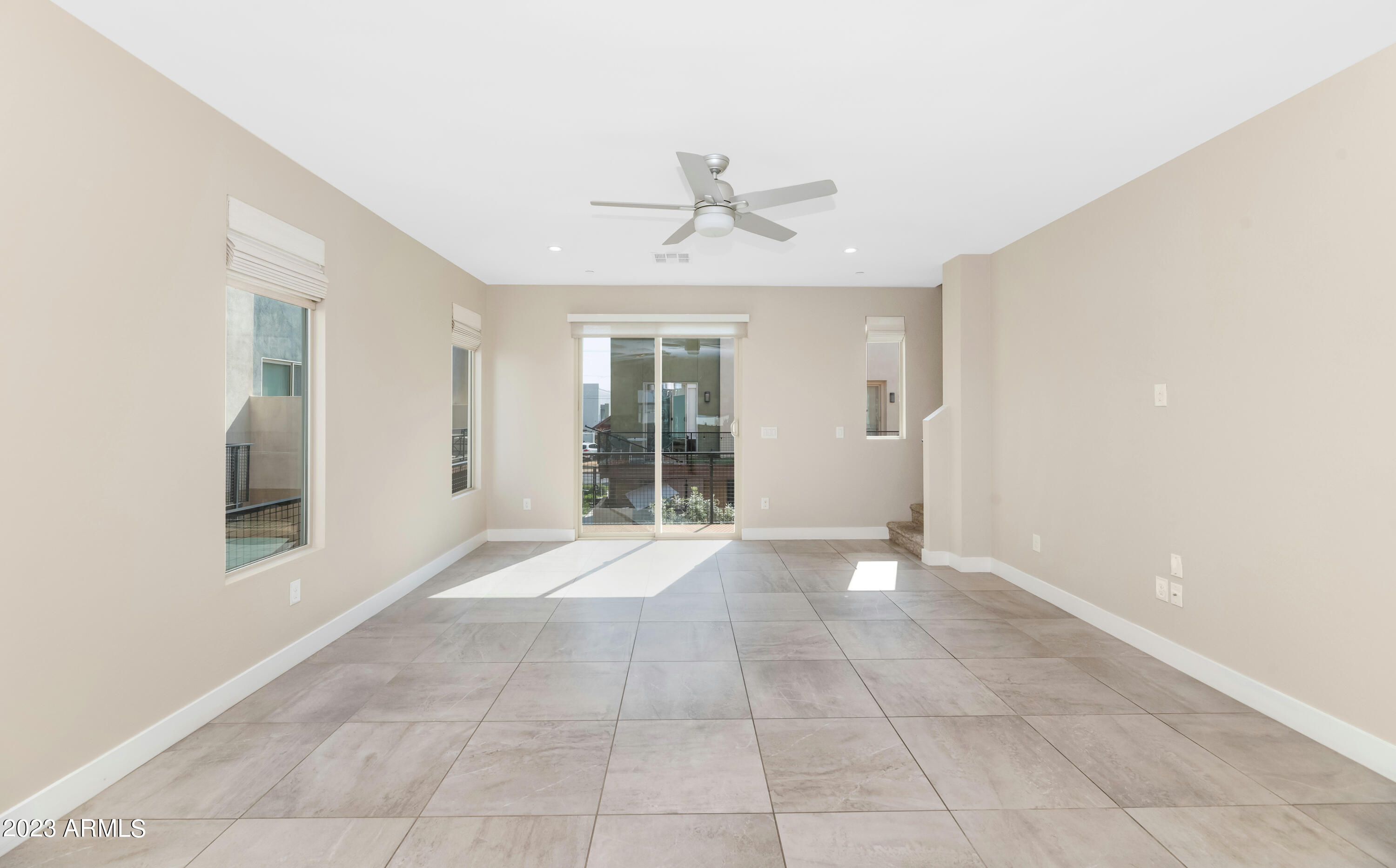 820 N 8TH Avenue, 13