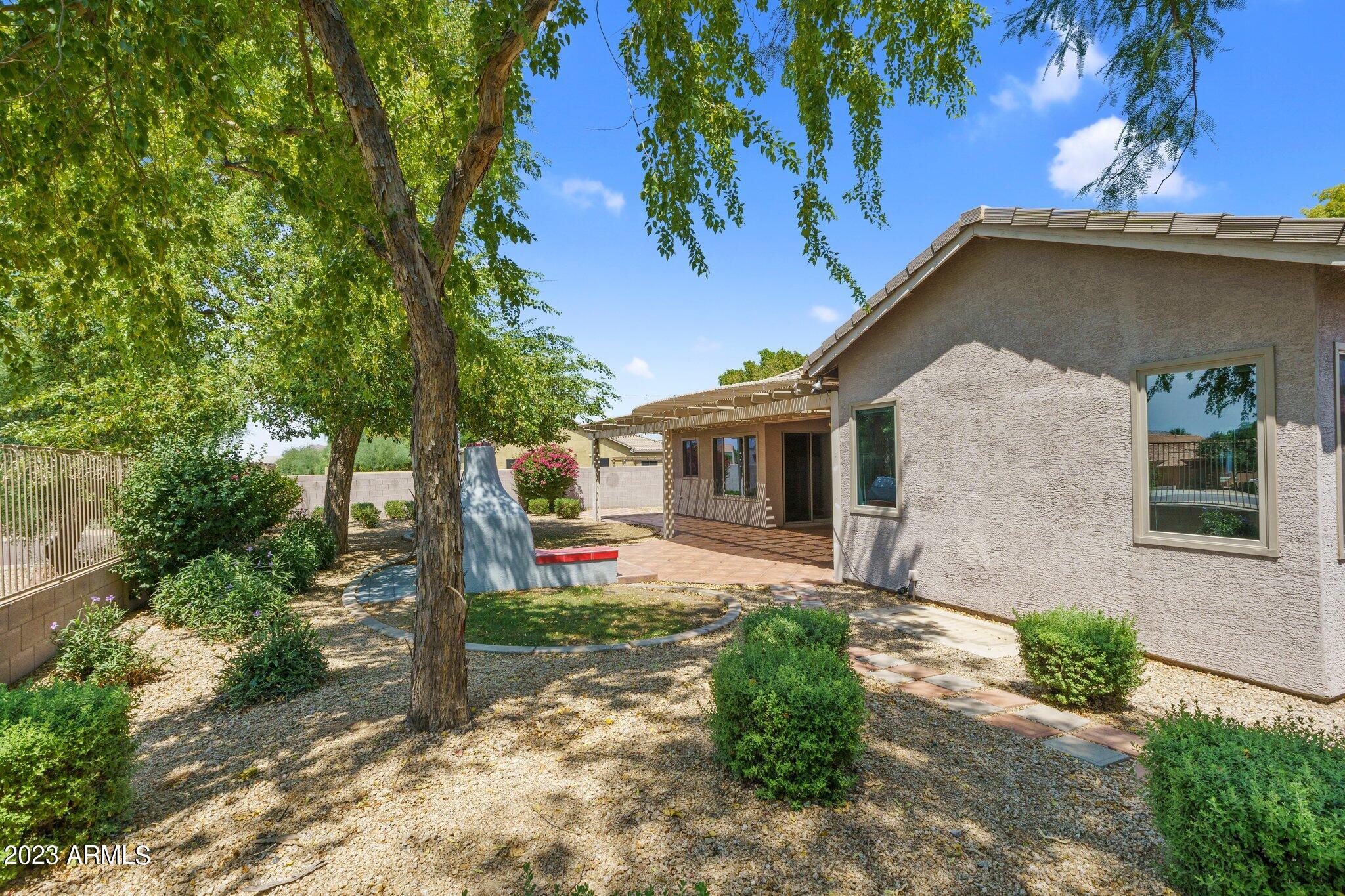 6771 W El Cortez Place