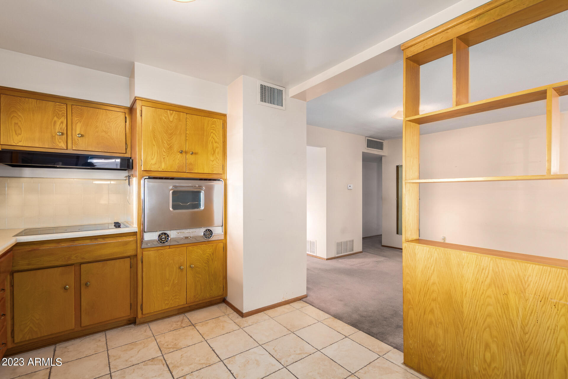 3815 W LAMAR Road
