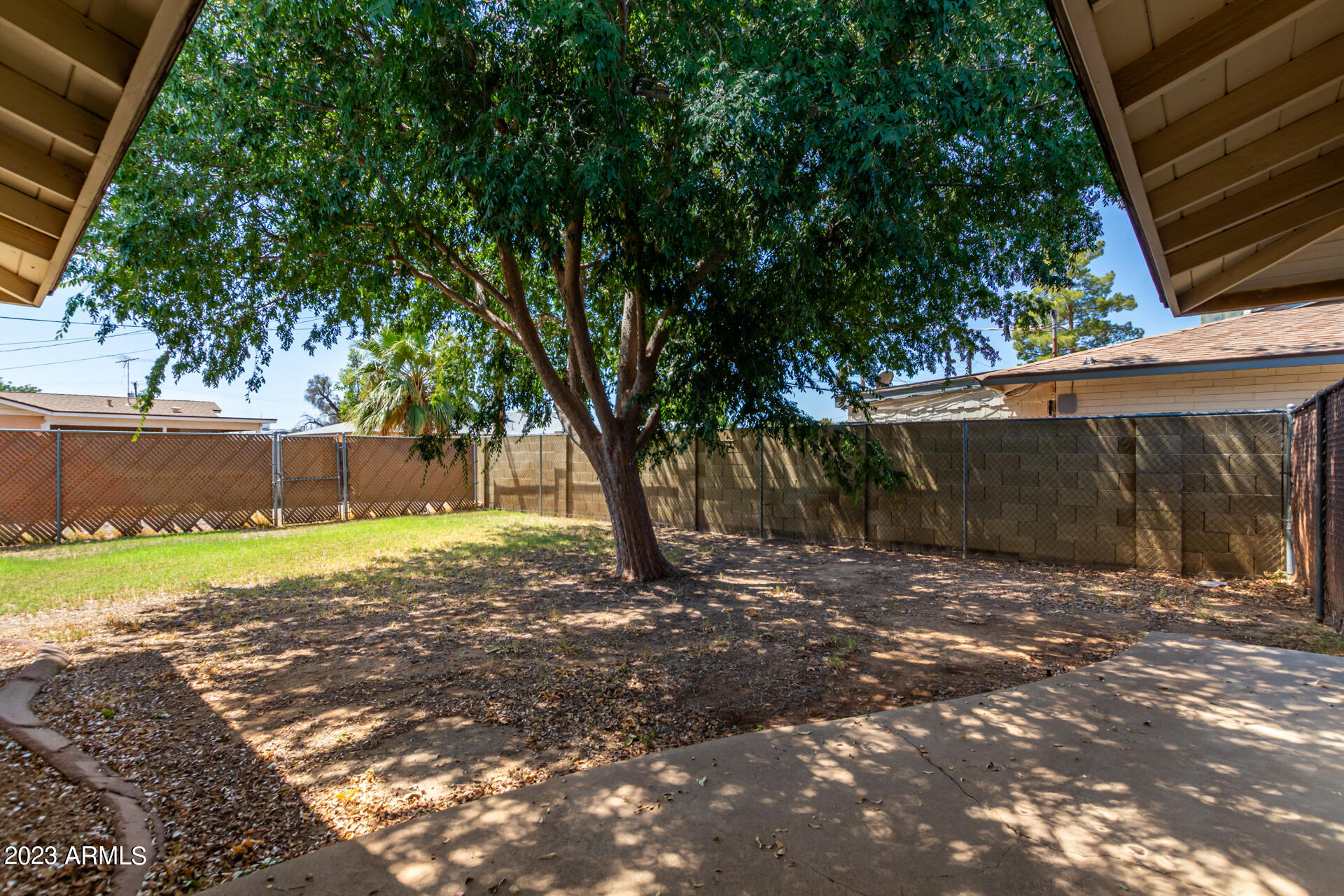 3815 W LAMAR Road