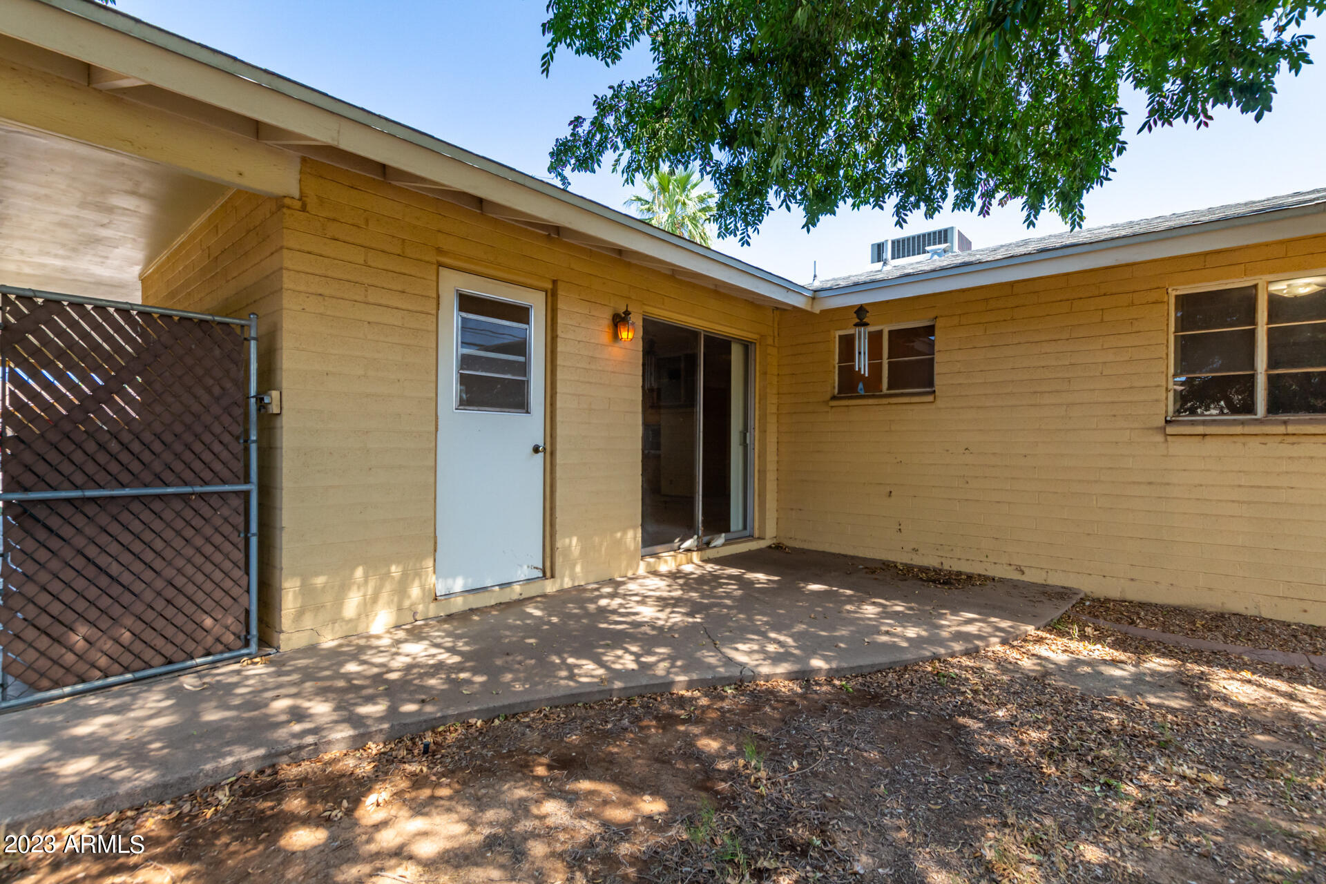 3815 W LAMAR Road