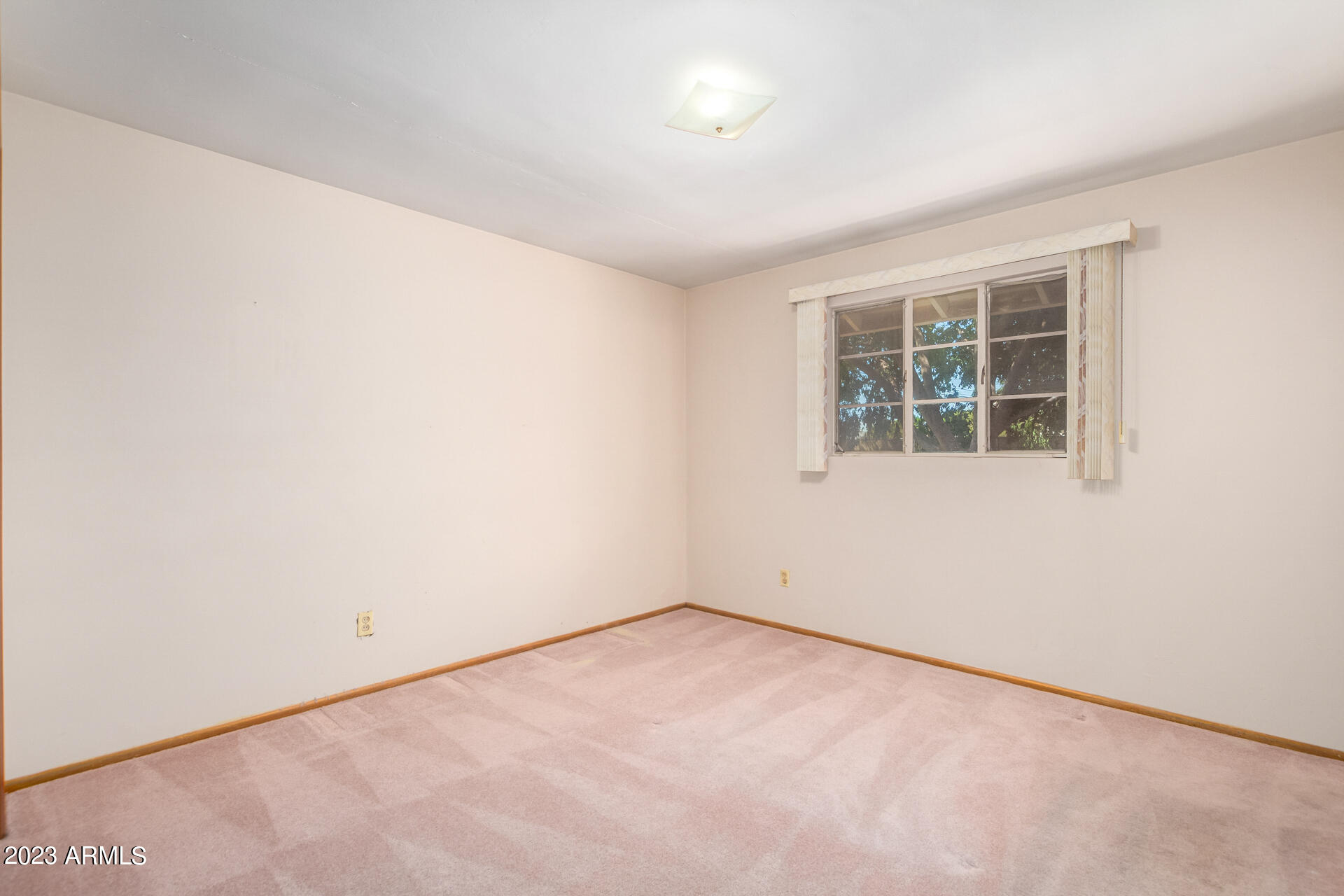 3815 W LAMAR Road