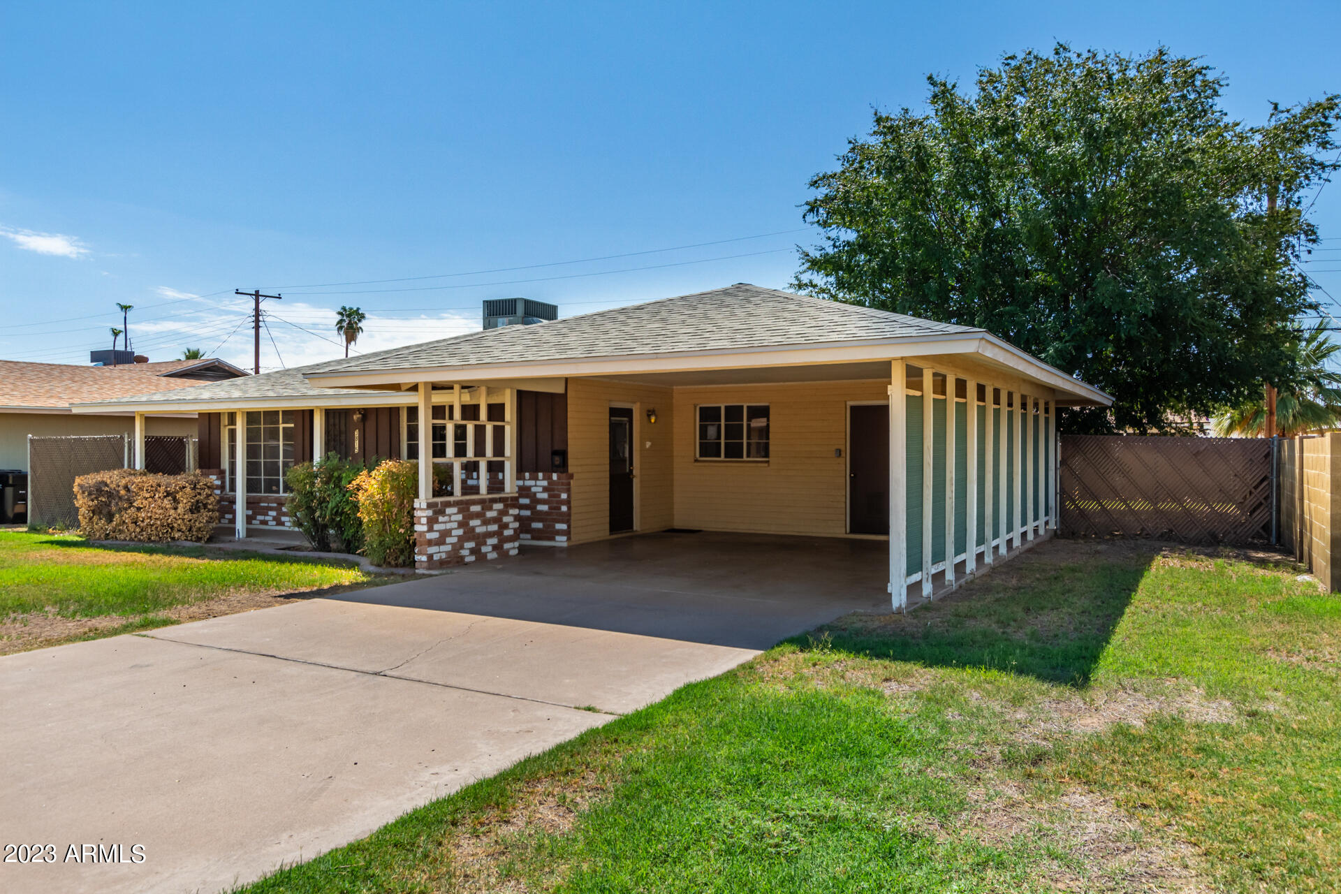 3815 W LAMAR Road