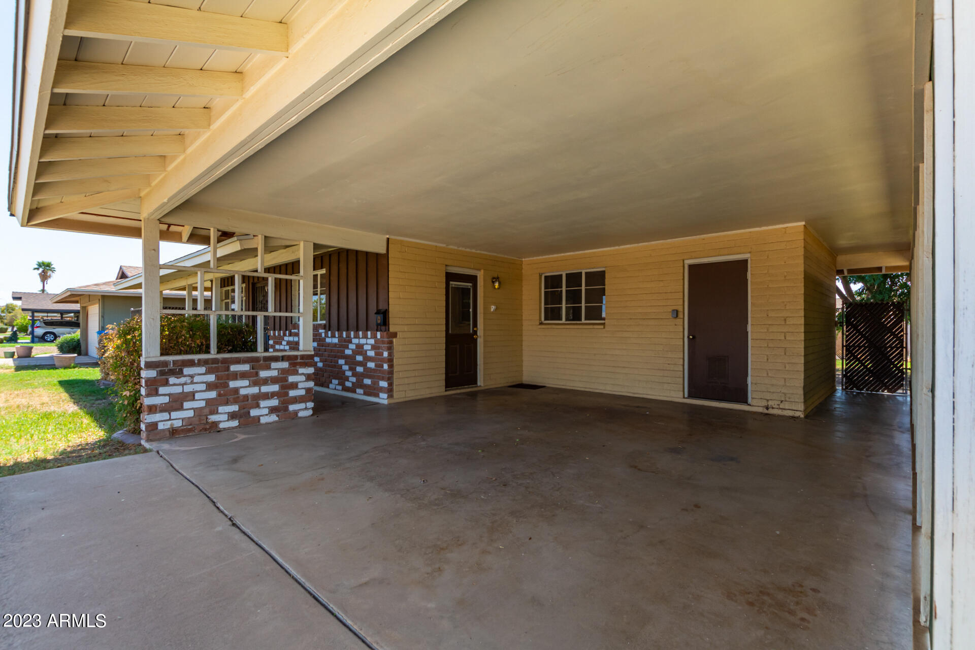 3815 W LAMAR Road