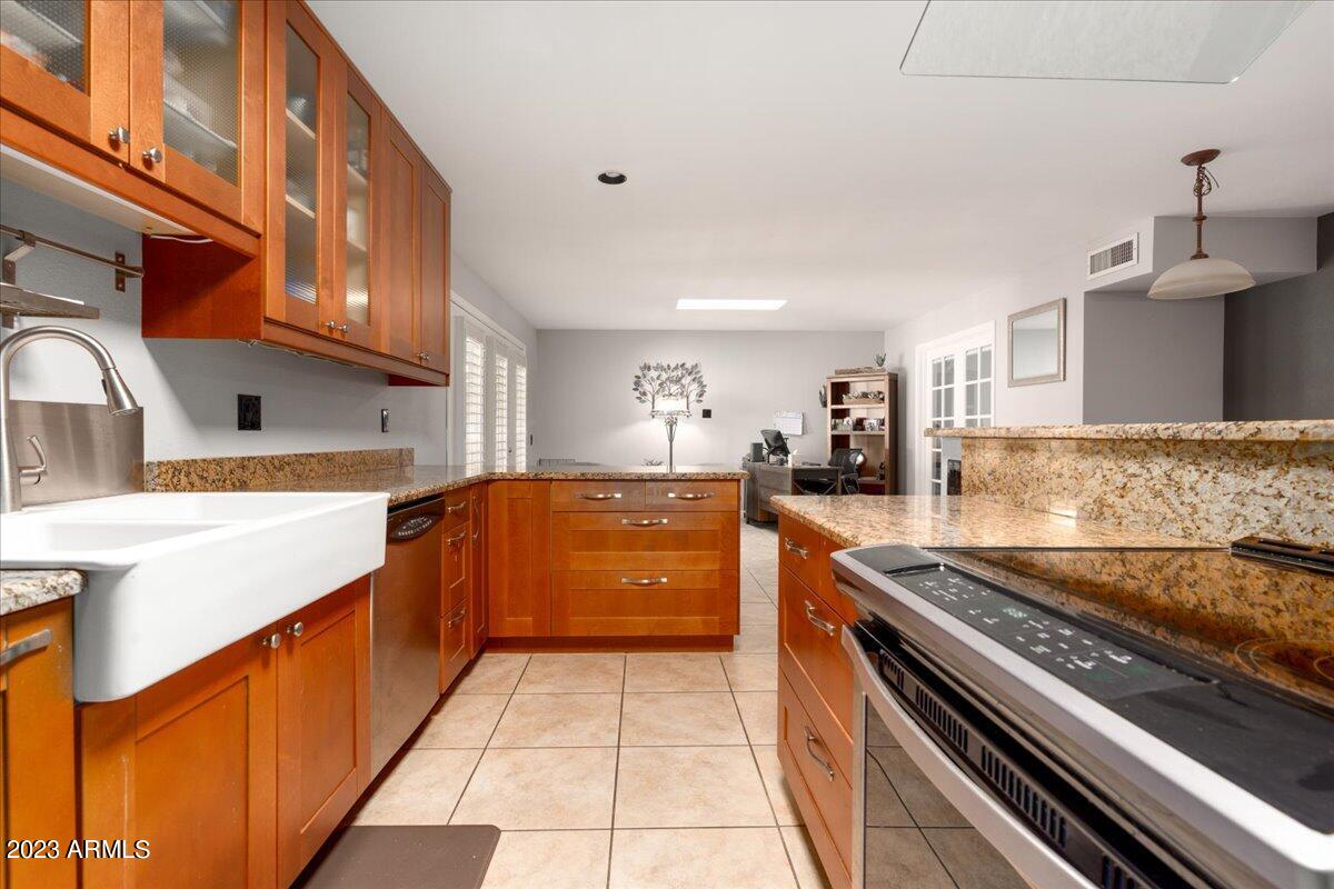13434 W COPPERSTONE Drive