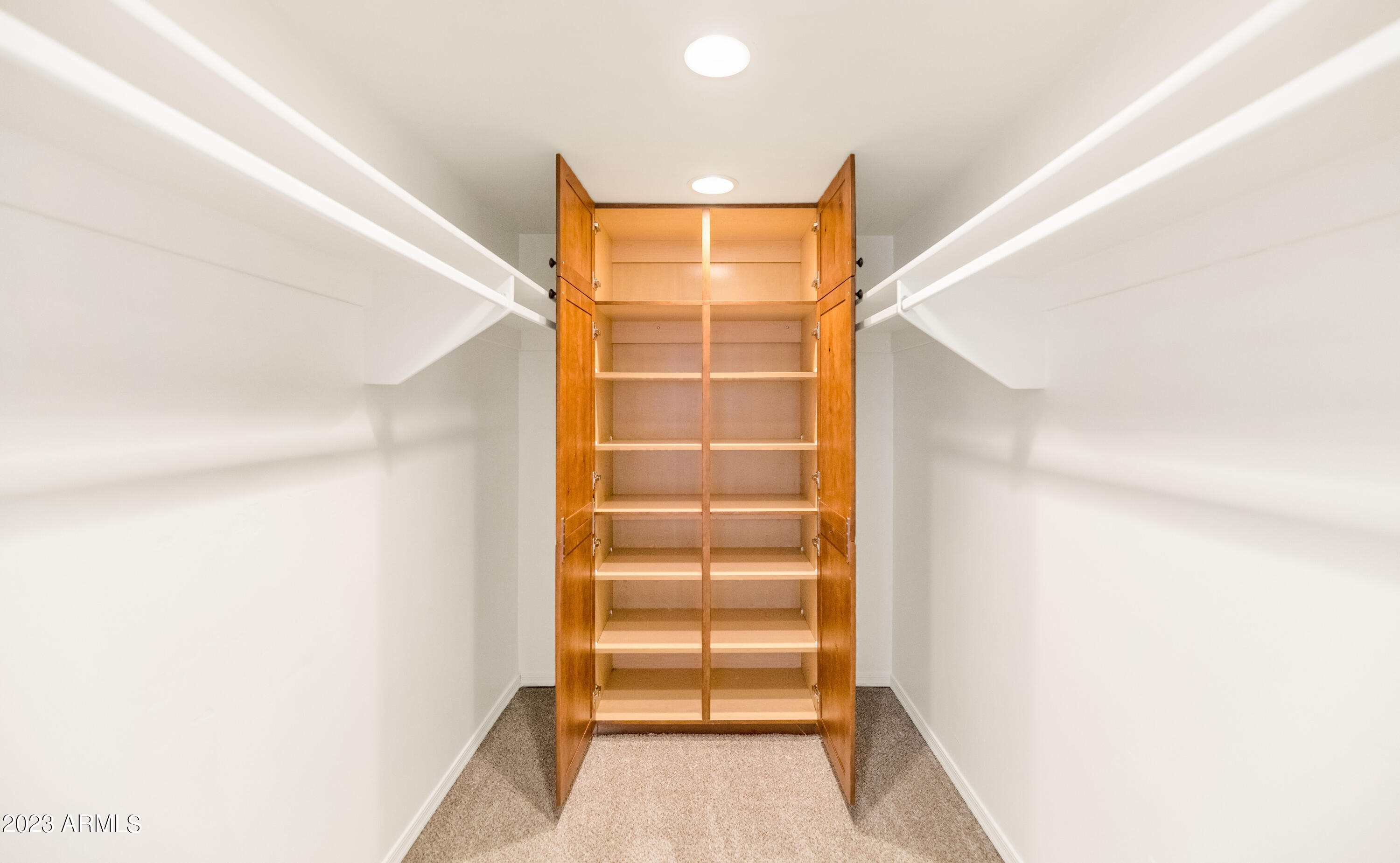 5102 N 31ST Place, 425