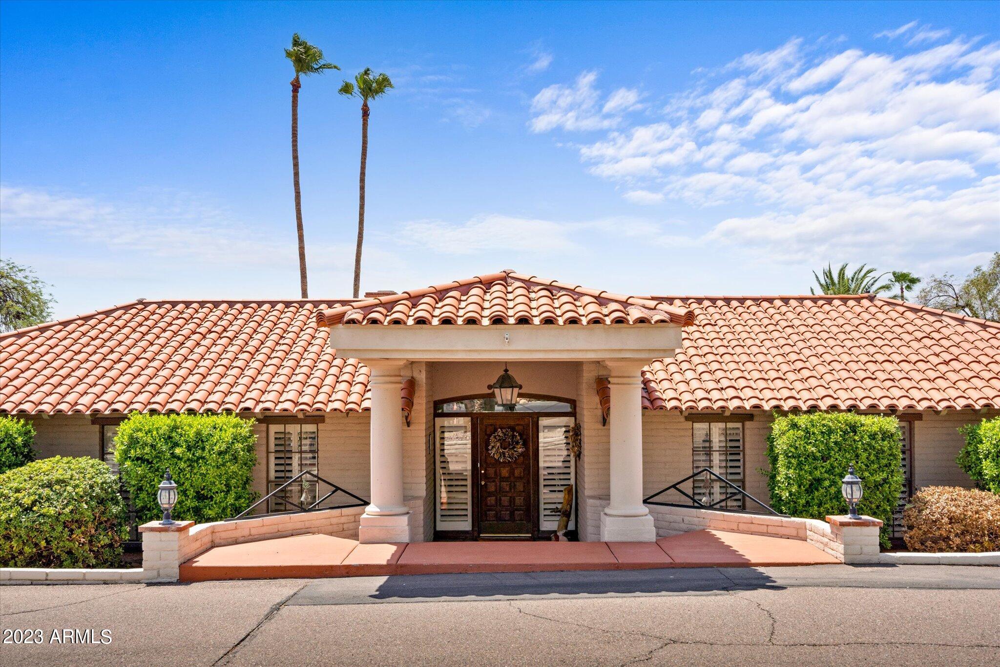 4243 E DESERT CREST Drive