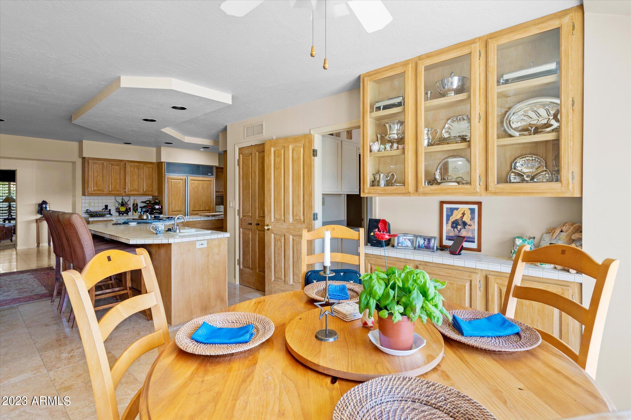 4243 E DESERT CREST Drive