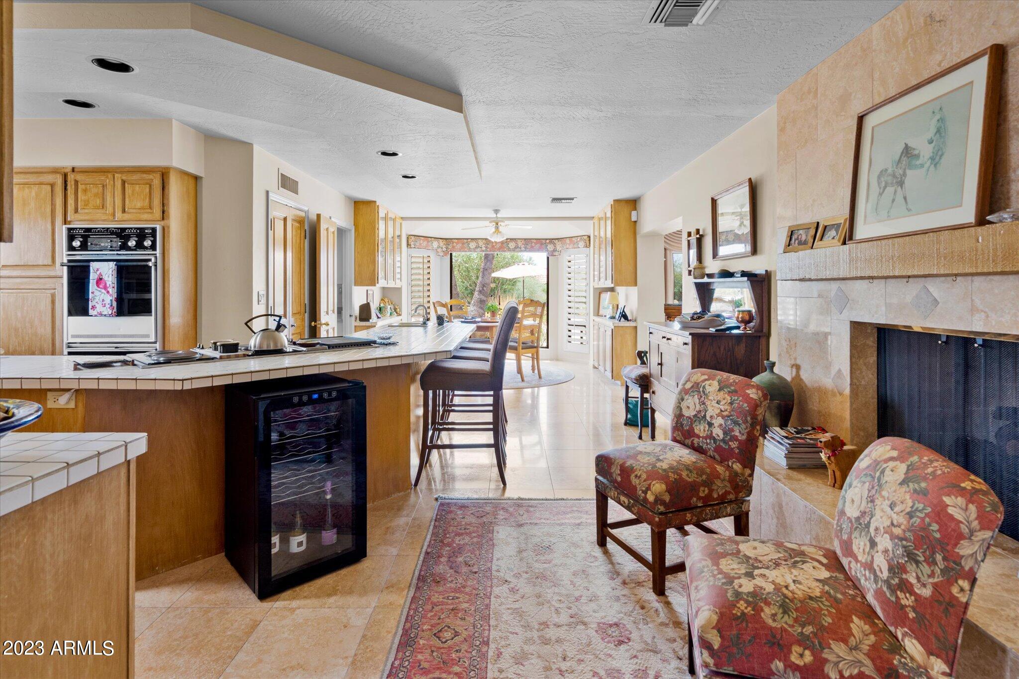 4243 E DESERT CREST Drive