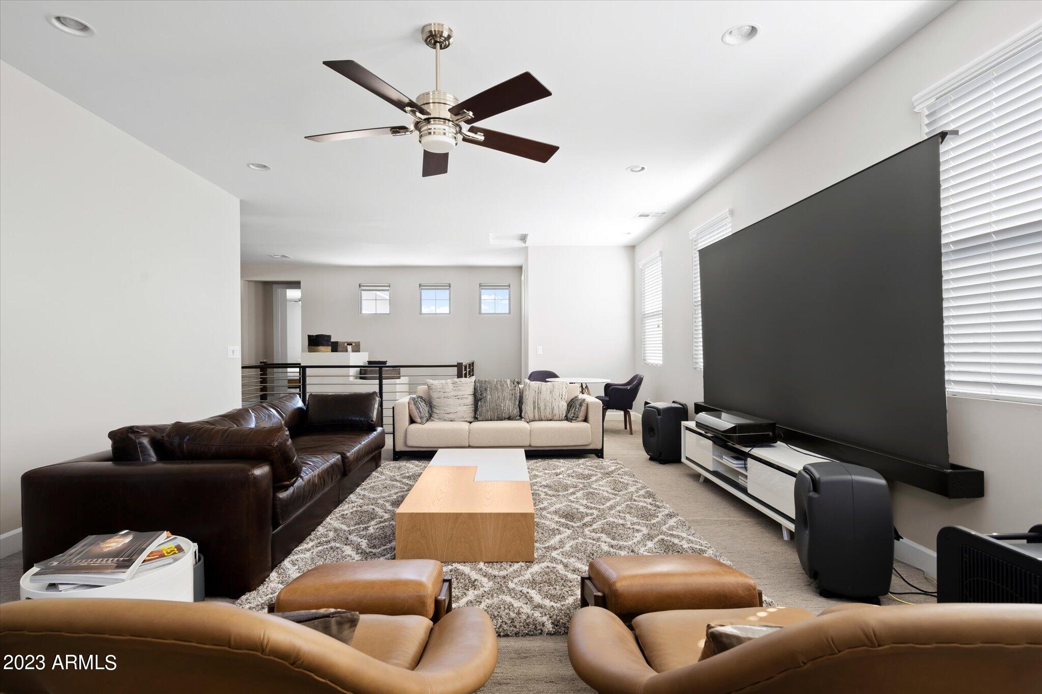 3842 E CRITTENDEN Lane