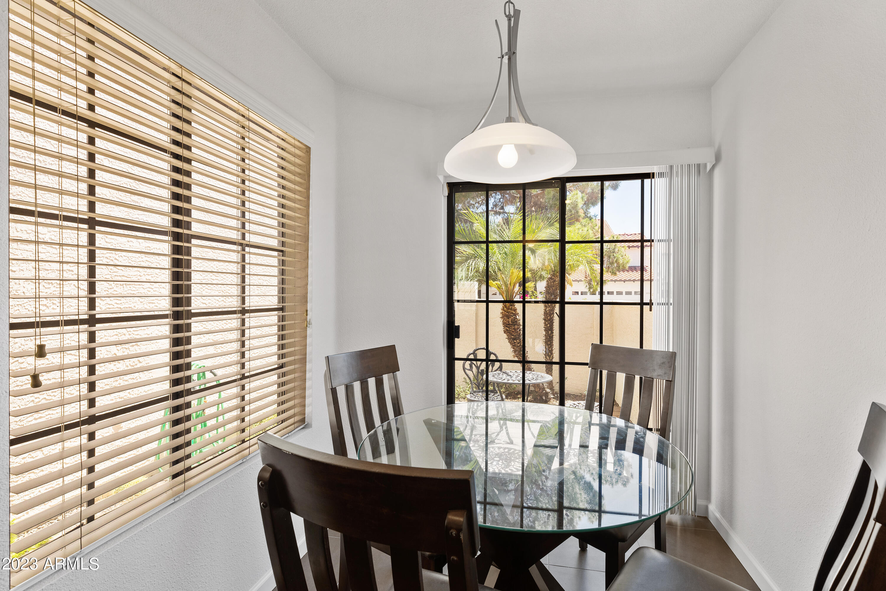 11011 N 92ND Street, 1052