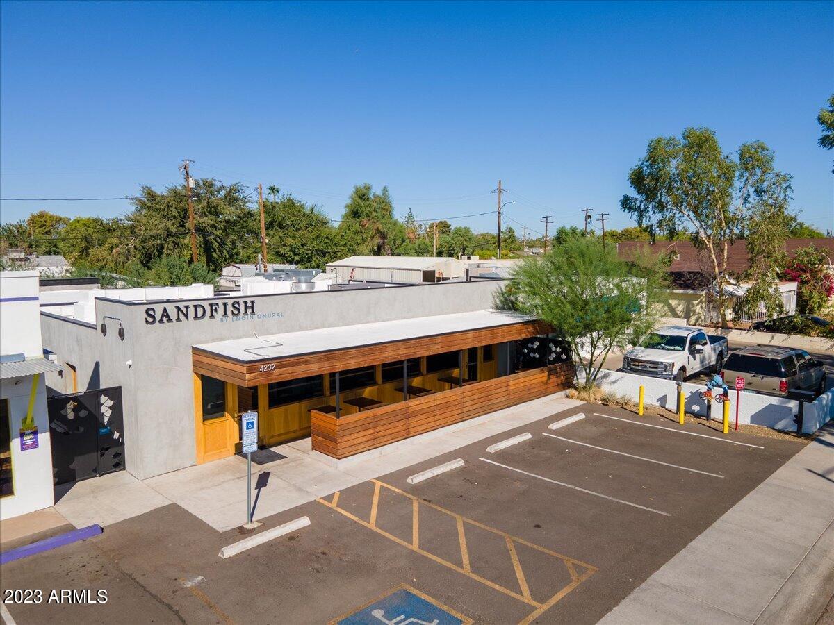 4330 N 5TH Avenue, 102