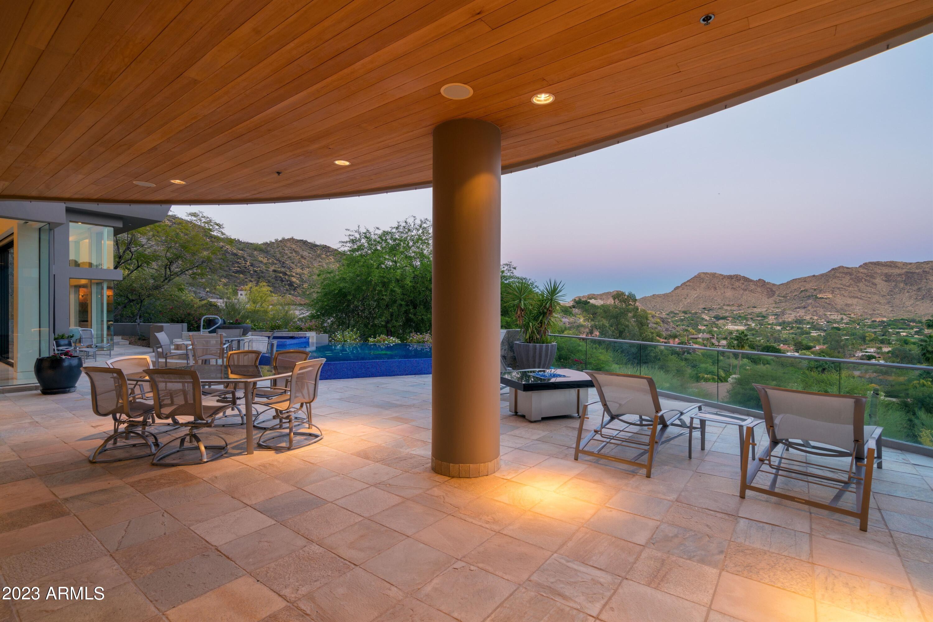 4550 E FOOTHILL Drive