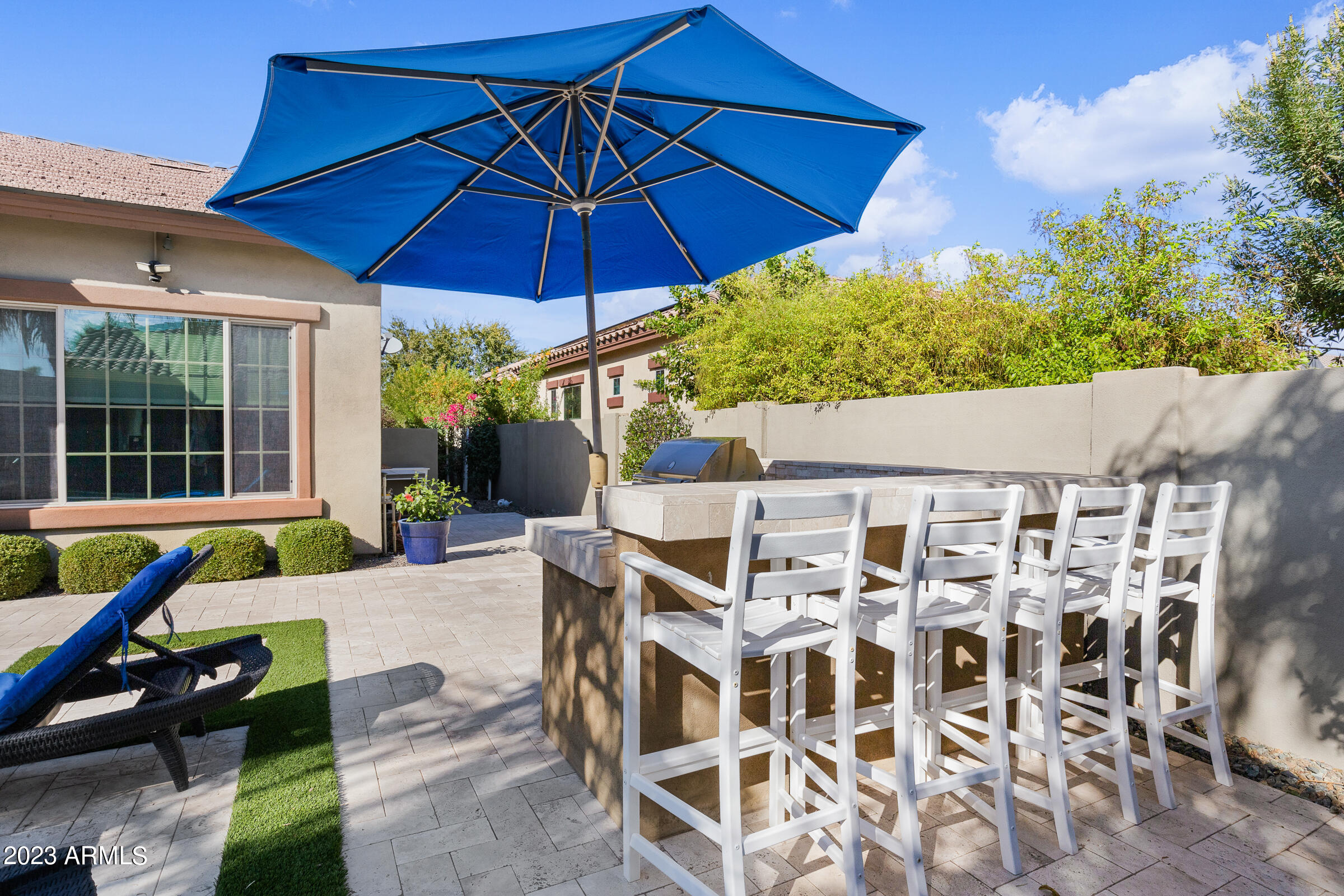 2613 E INDIGO Place