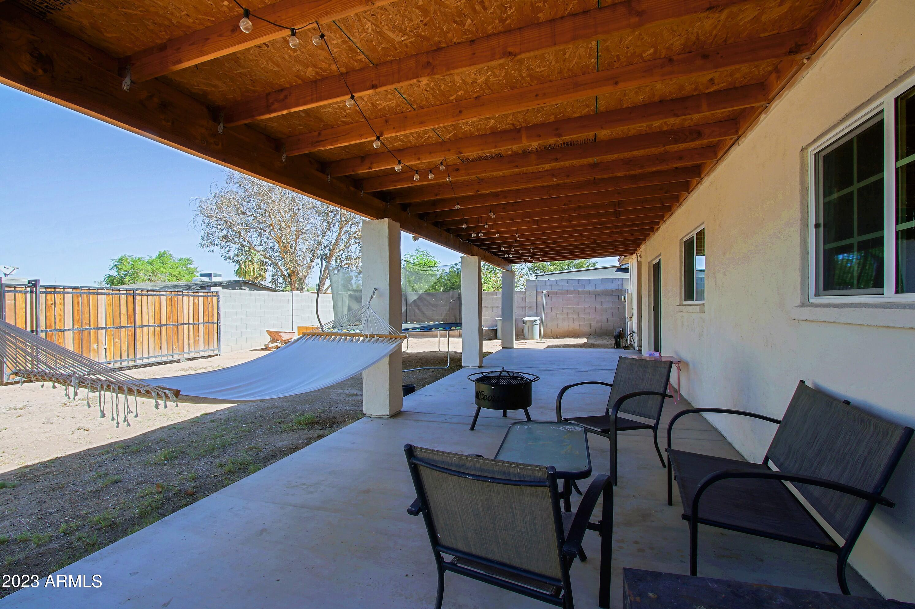 1734 W FREMONT Road