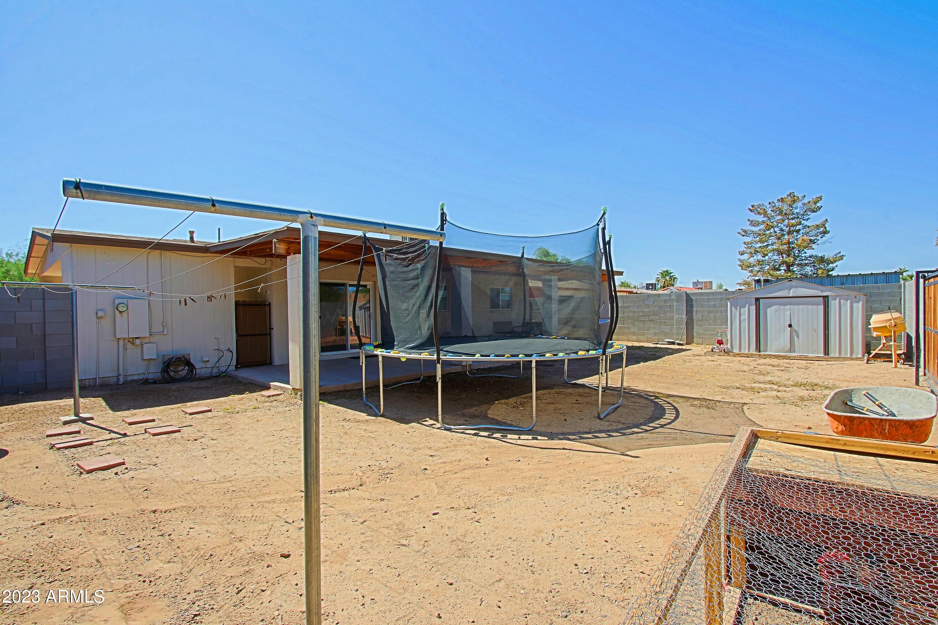 1734 W FREMONT Road