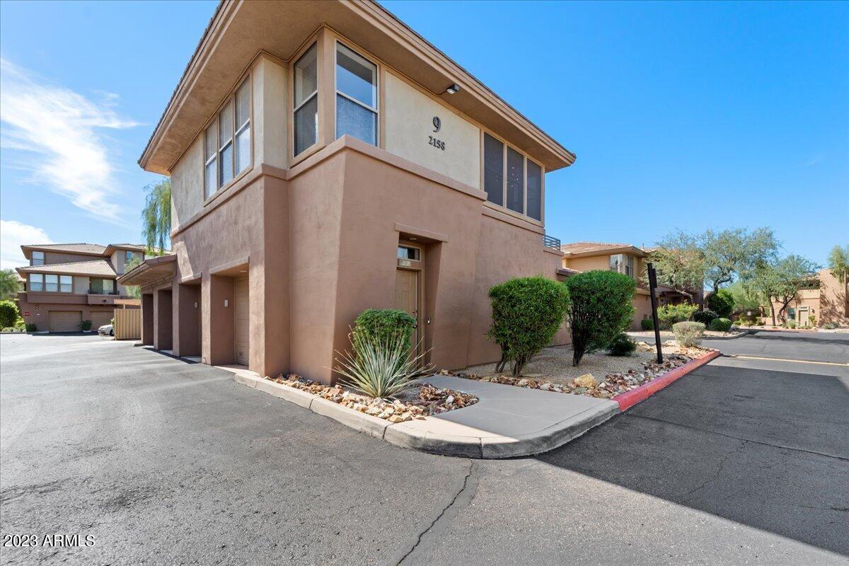 19777 N 76TH Street, 2158