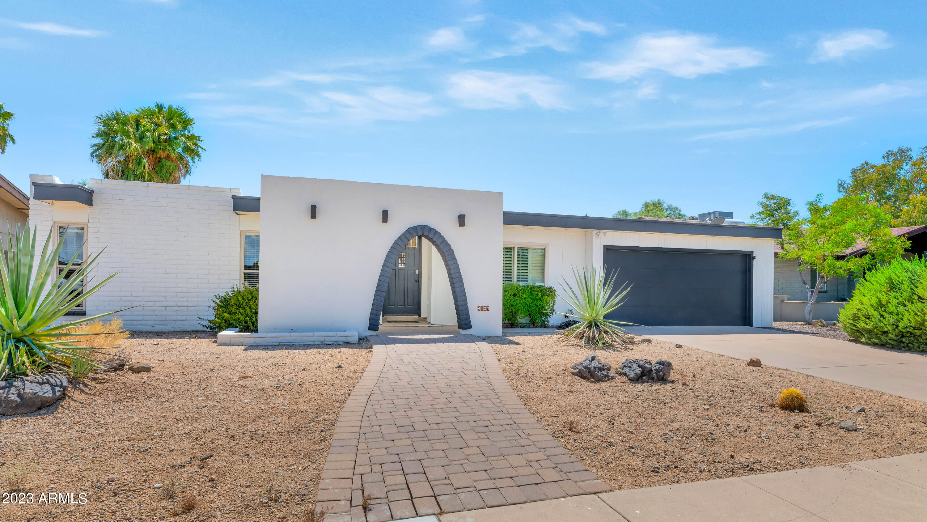 4137 E CANNON Drive
