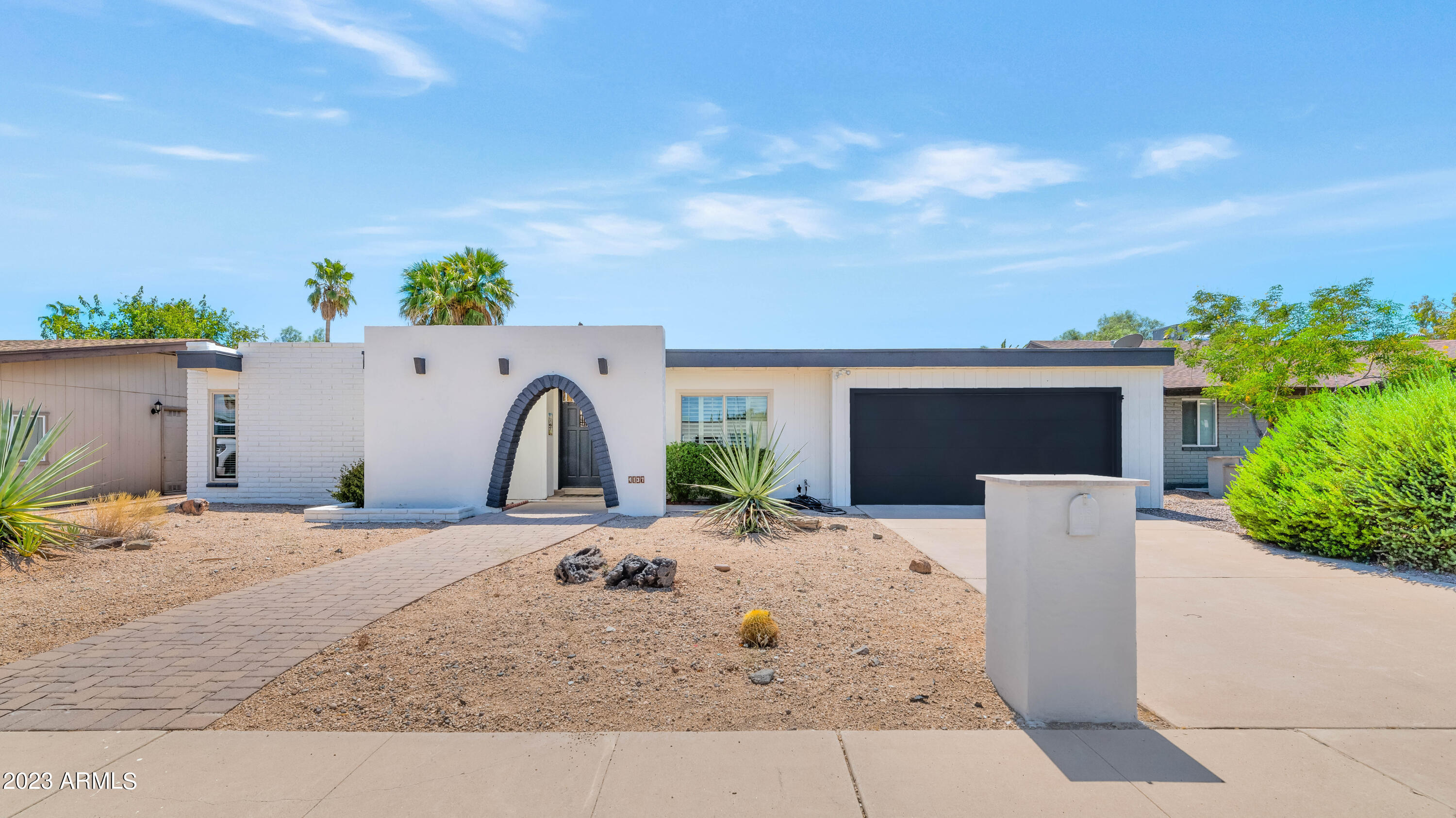 4137 E CANNON Drive
