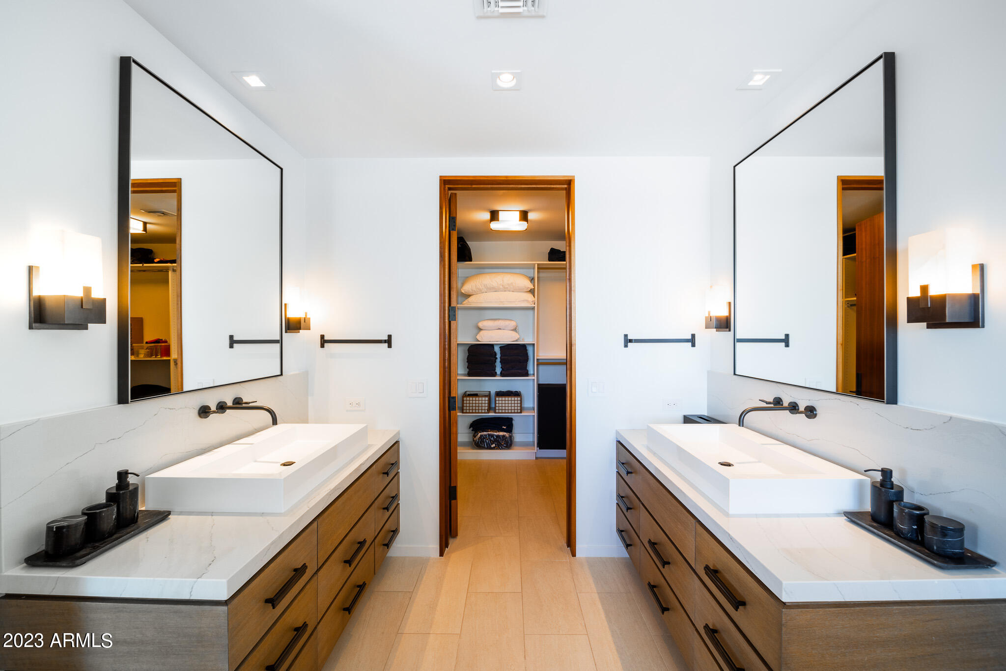 4645 E QUARTZ MOUNTAIN Road