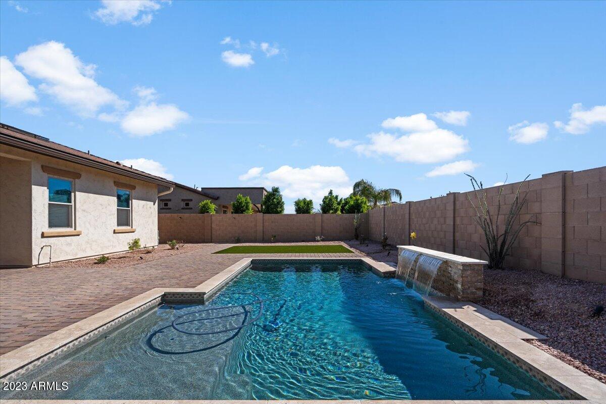 21009 E WATFORD Drive