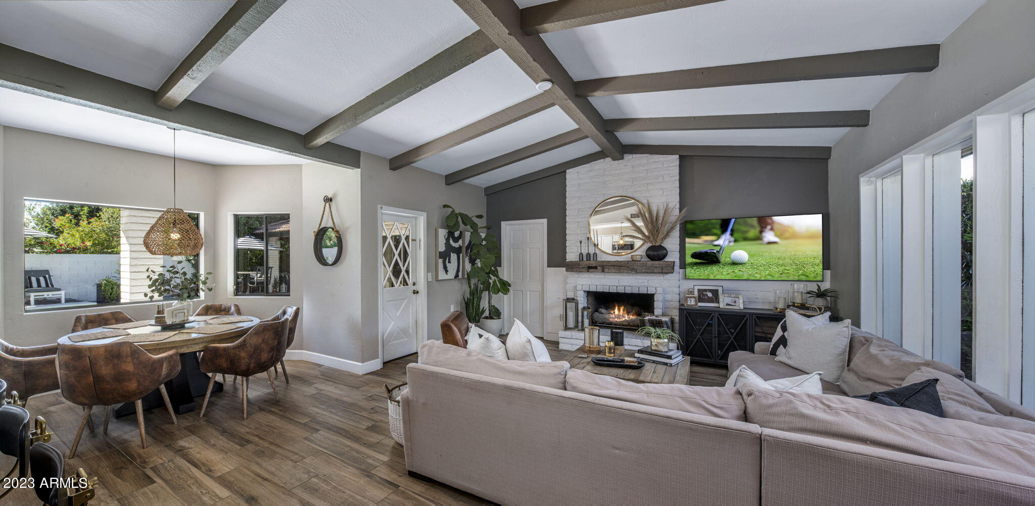 5301 E Poinsettia Drive