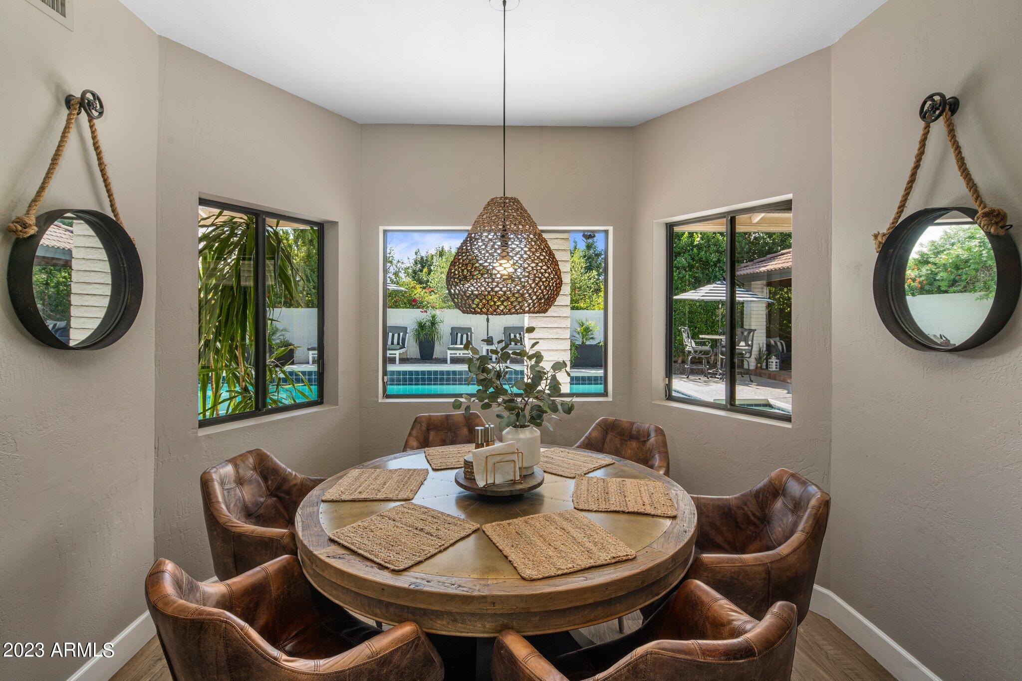 5301 E Poinsettia Drive