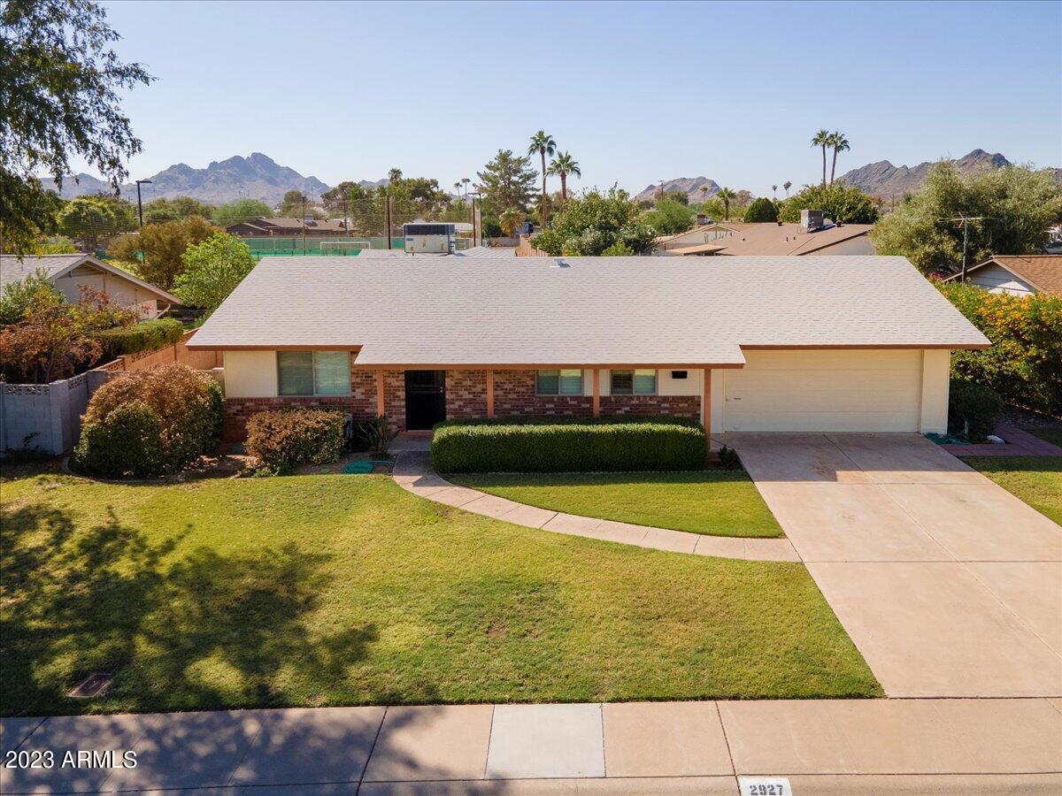 2927 E CORTEZ Street