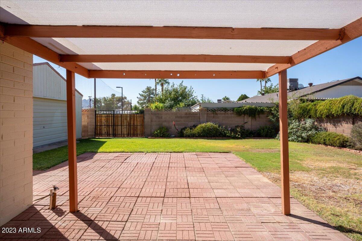 2927 E CORTEZ Street
