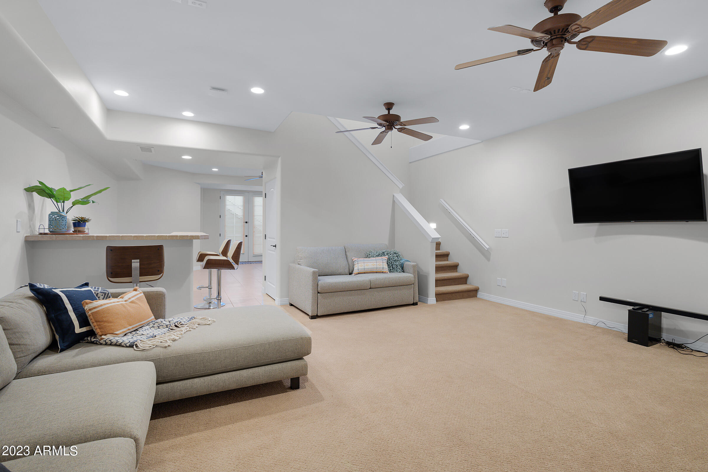 3518 E KENWOOD Street