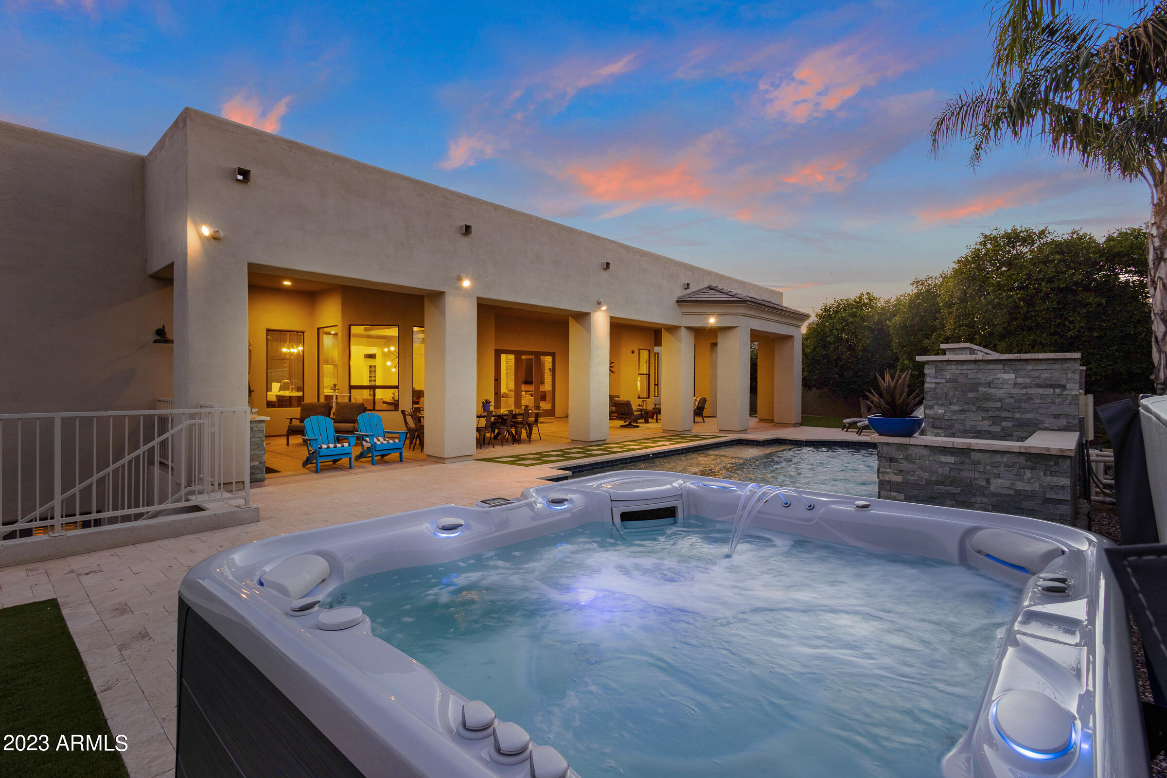 3518 E KENWOOD Street