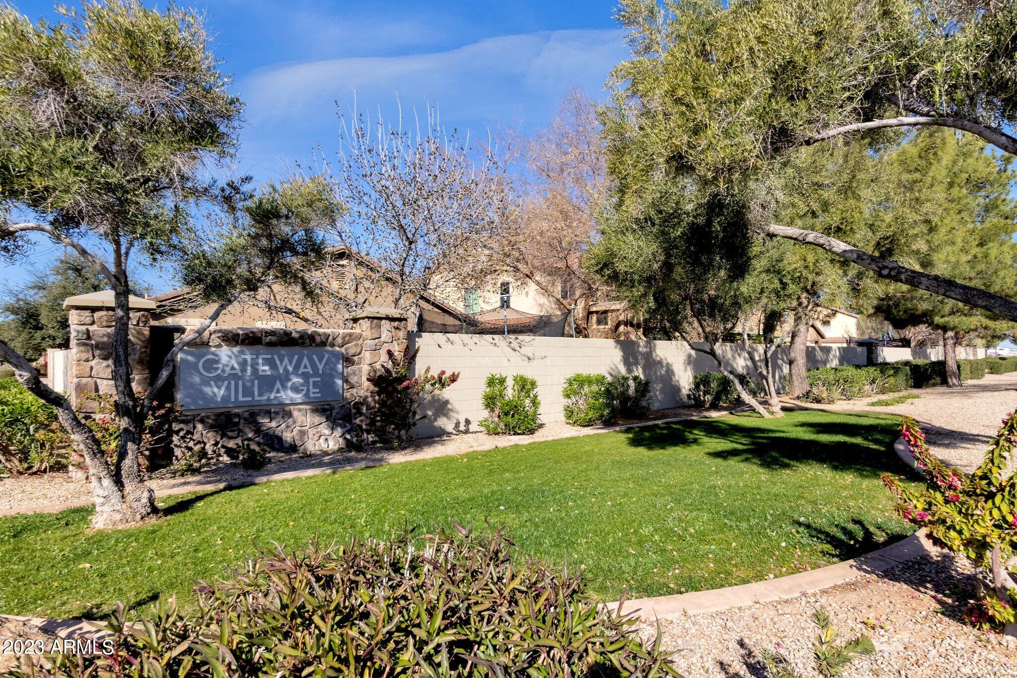 1843 S SWAN Drive