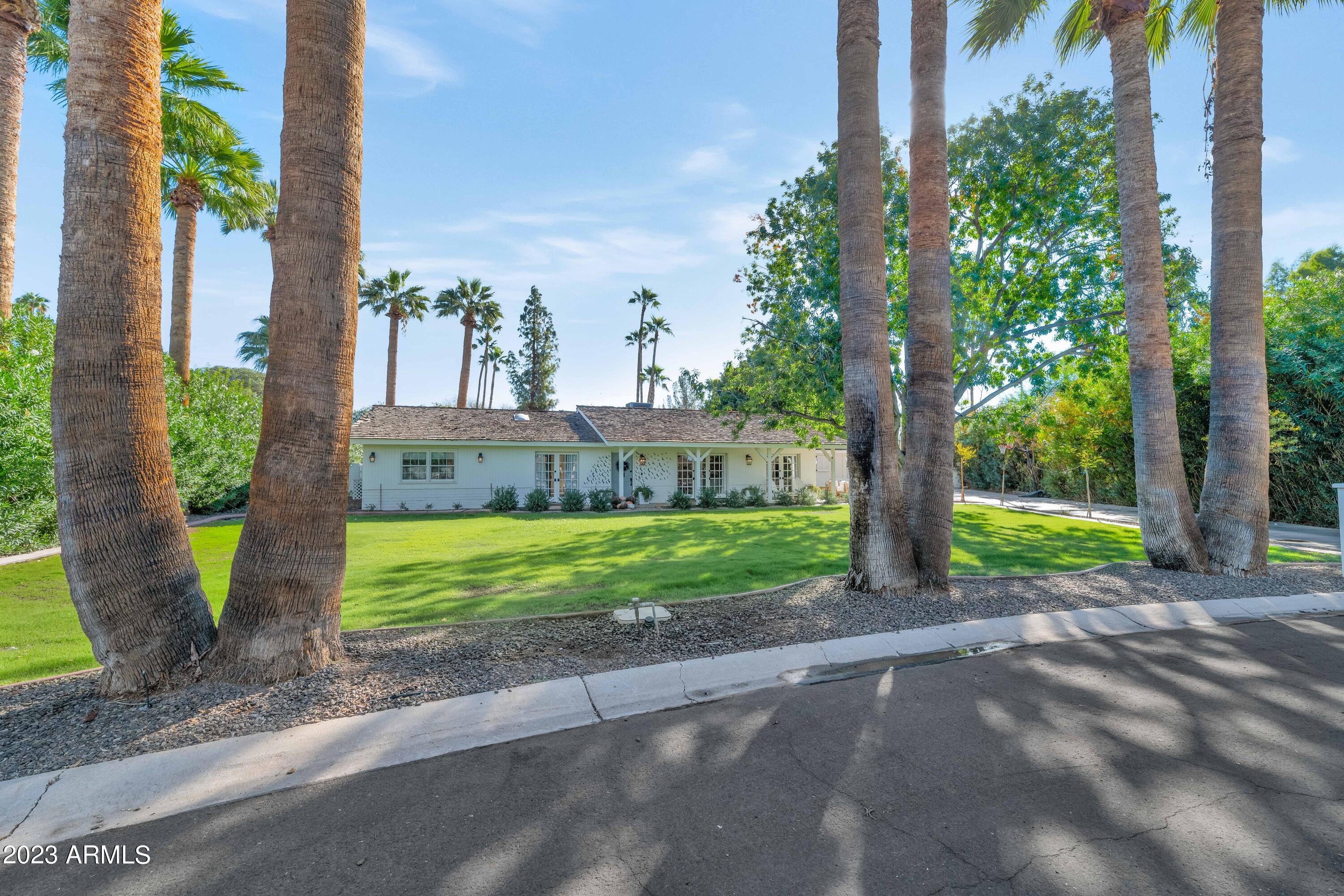 3607 N 55TH Place