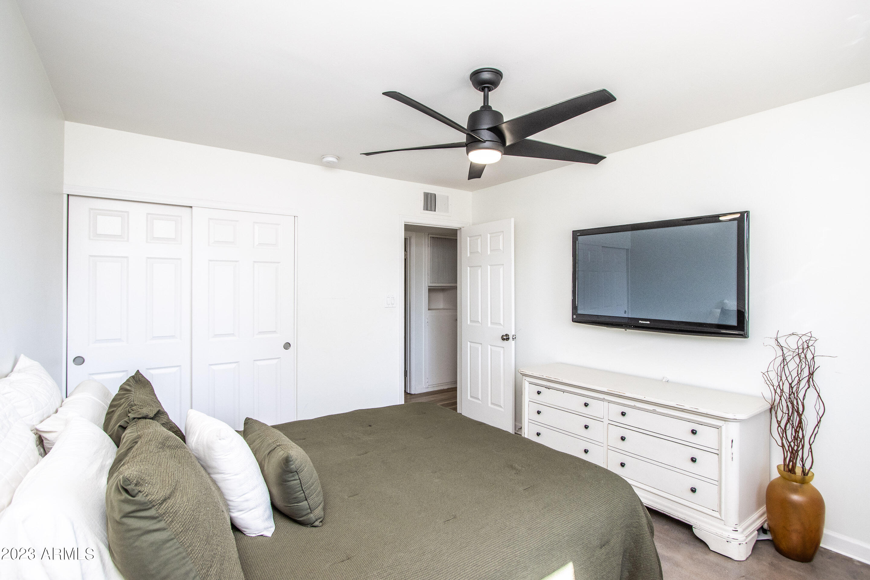 8349 E CYPRESS Street